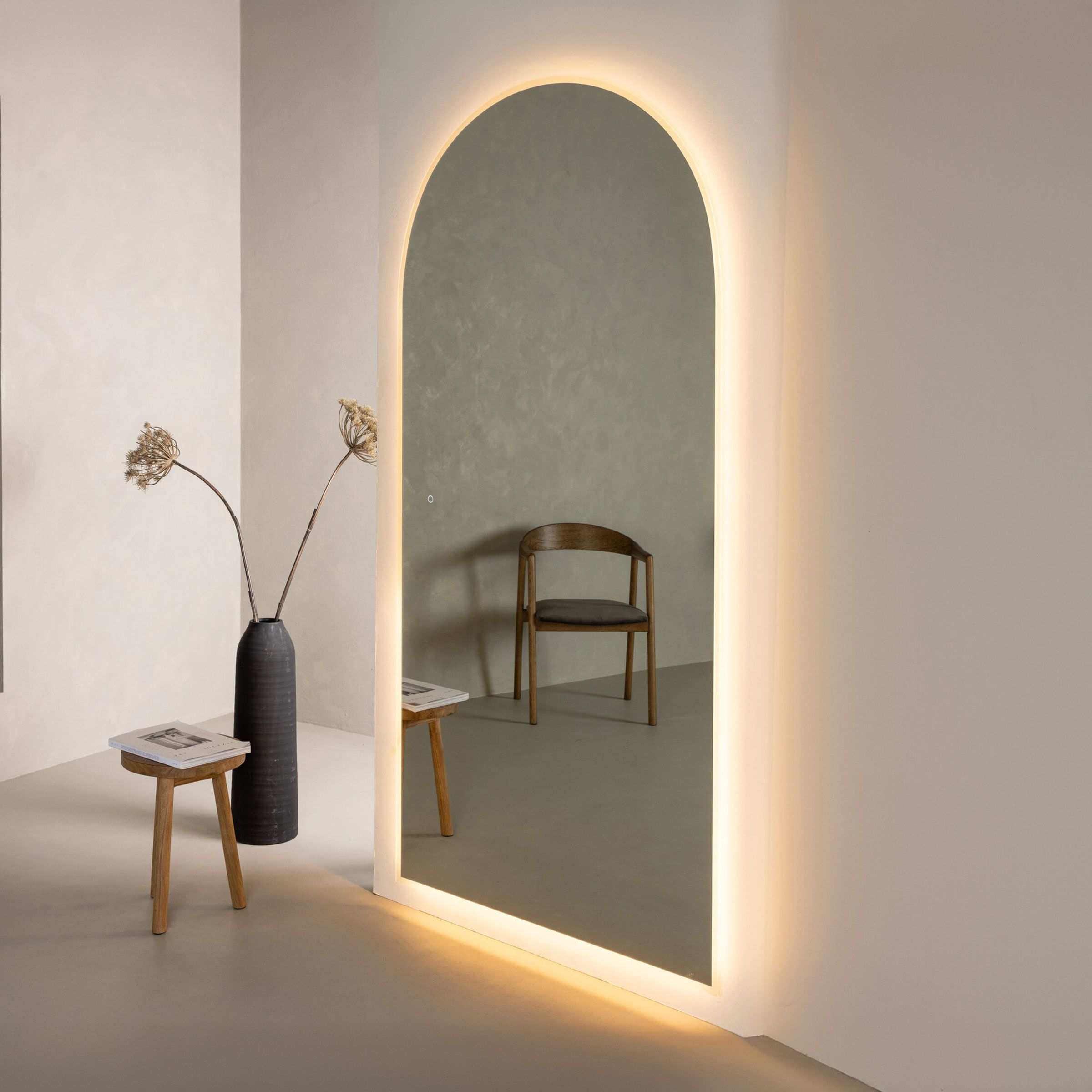 Nohr Daralyn – Gebogen Spiegel met LED-verlichting, 210 × 100 cm – Zilver