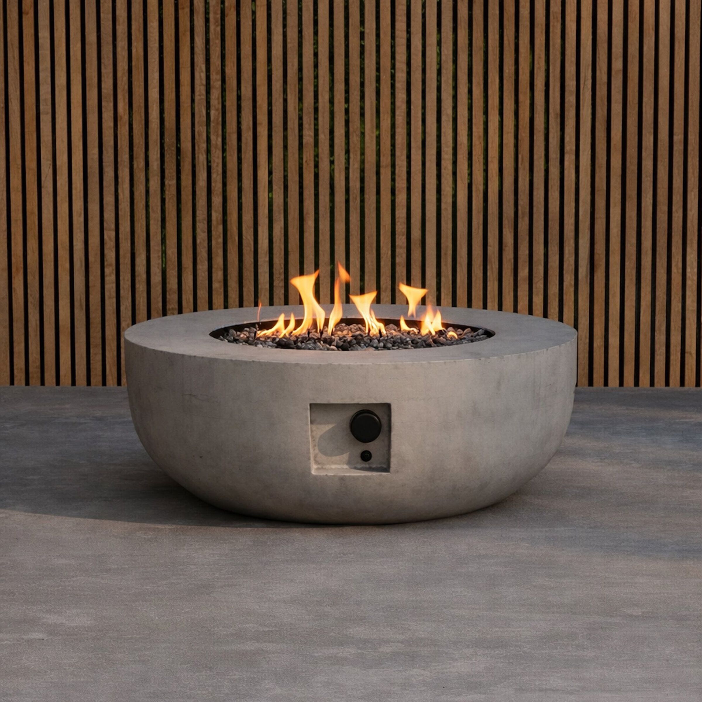 Nohr Delyla Tuinhaard Ø91 cm – Modern design in grijs voor een warme buitenhoek