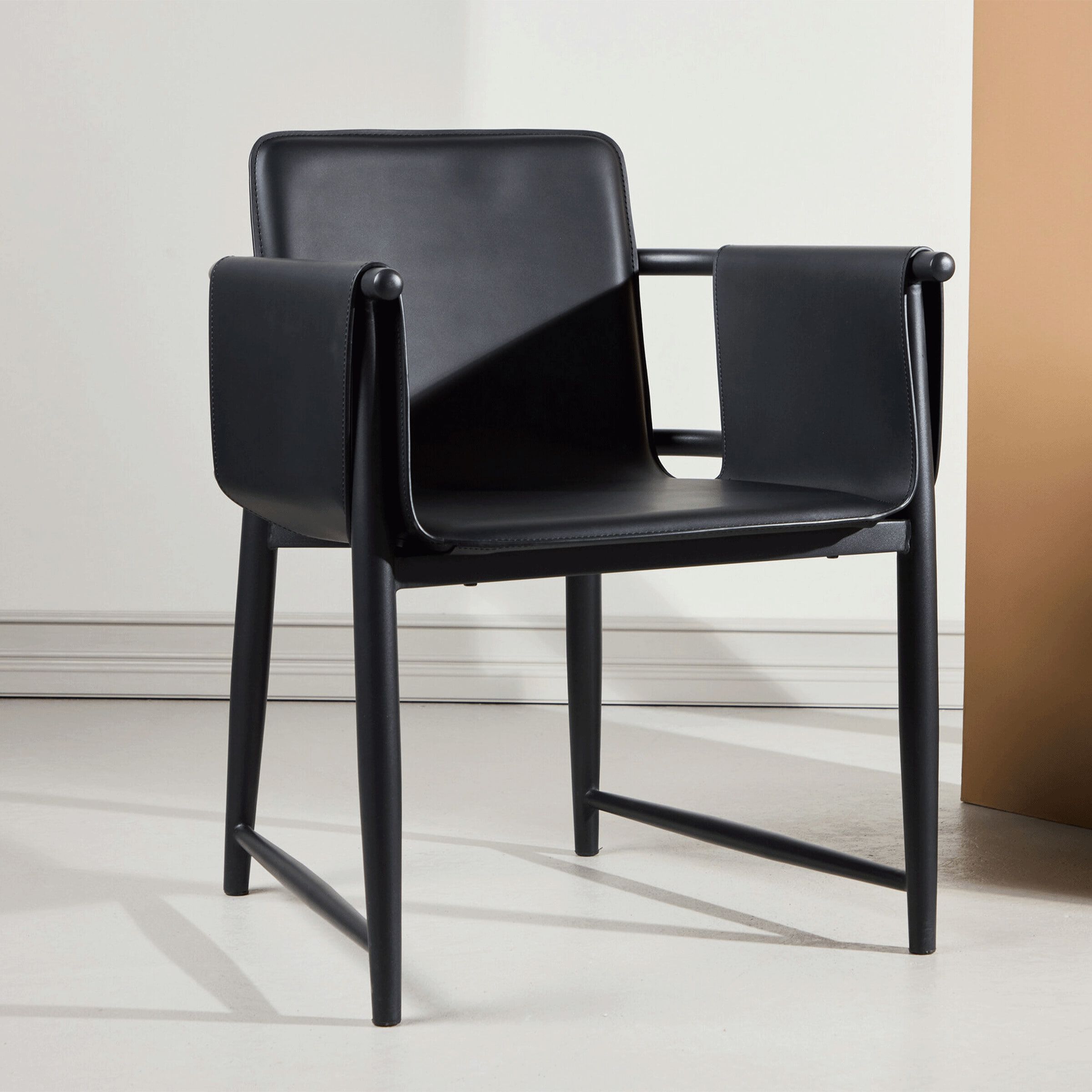 Nohr Fauteuil Molli Lederlook – Strakke Zwarte Industriële Chair voor Keuken & Eethoek