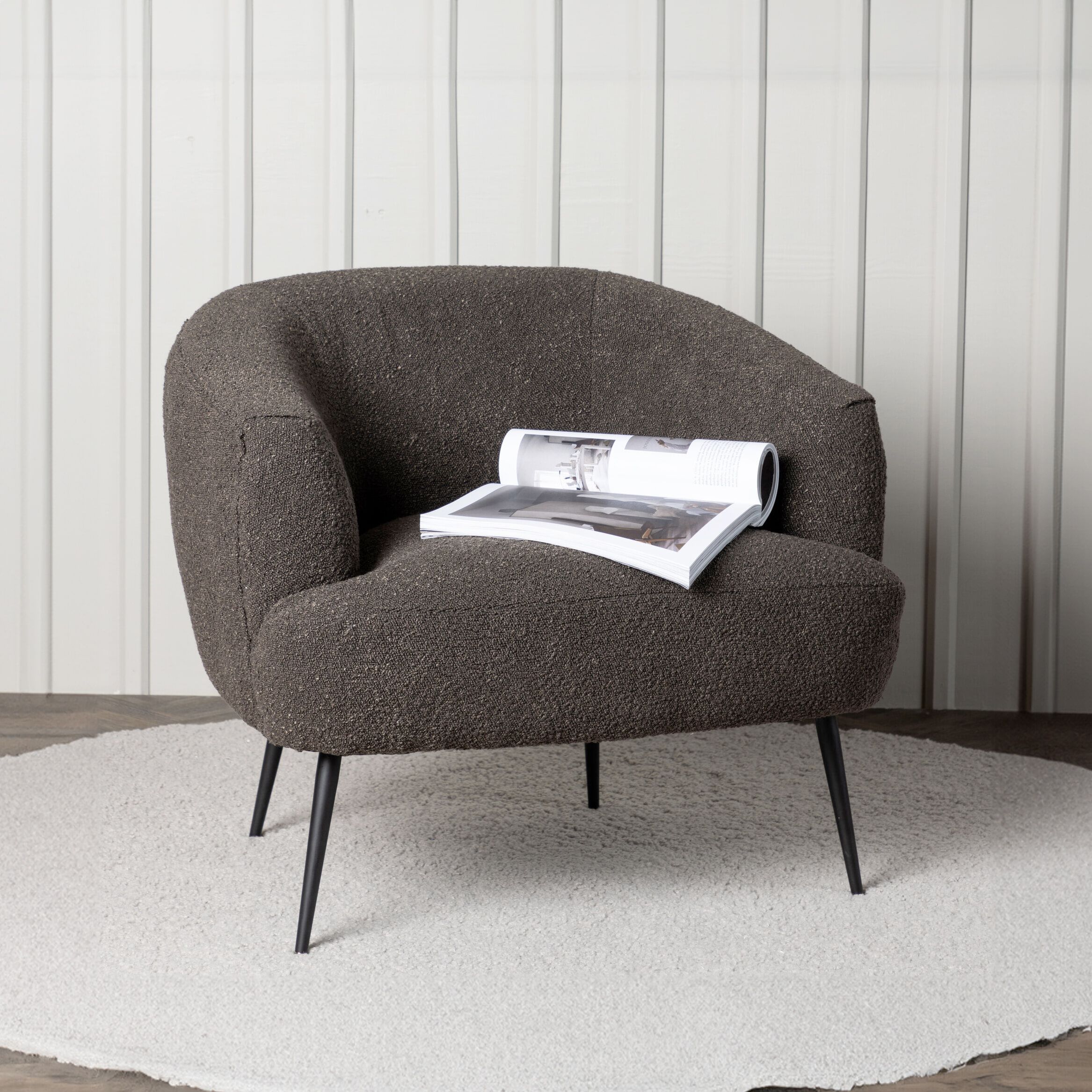 Nohr Fauteuil Thornton – Luxe Bouclé in Donkergrijs