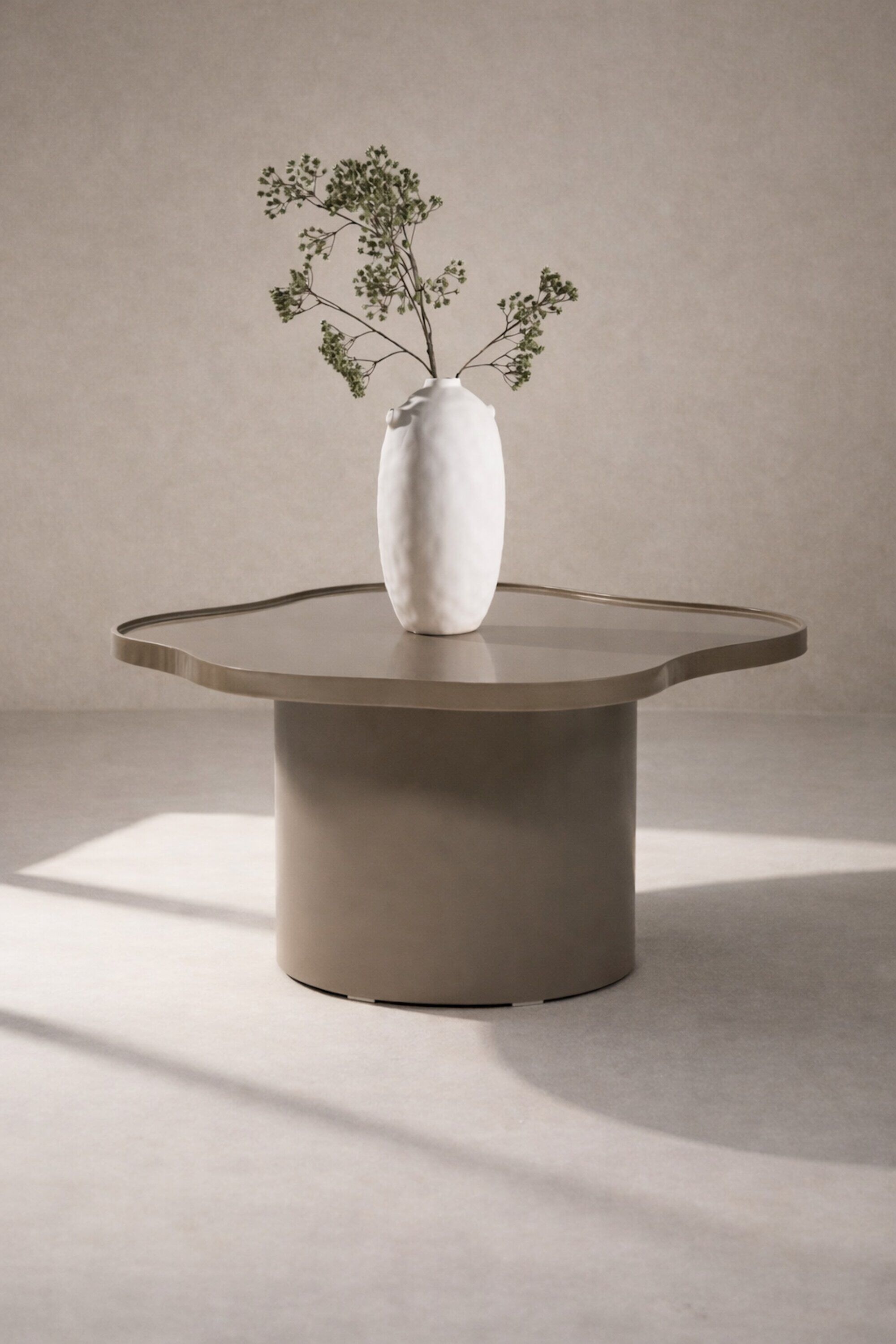 Nohr Ilene Organische Salontafel – 90 cm, Glanzend Bruin