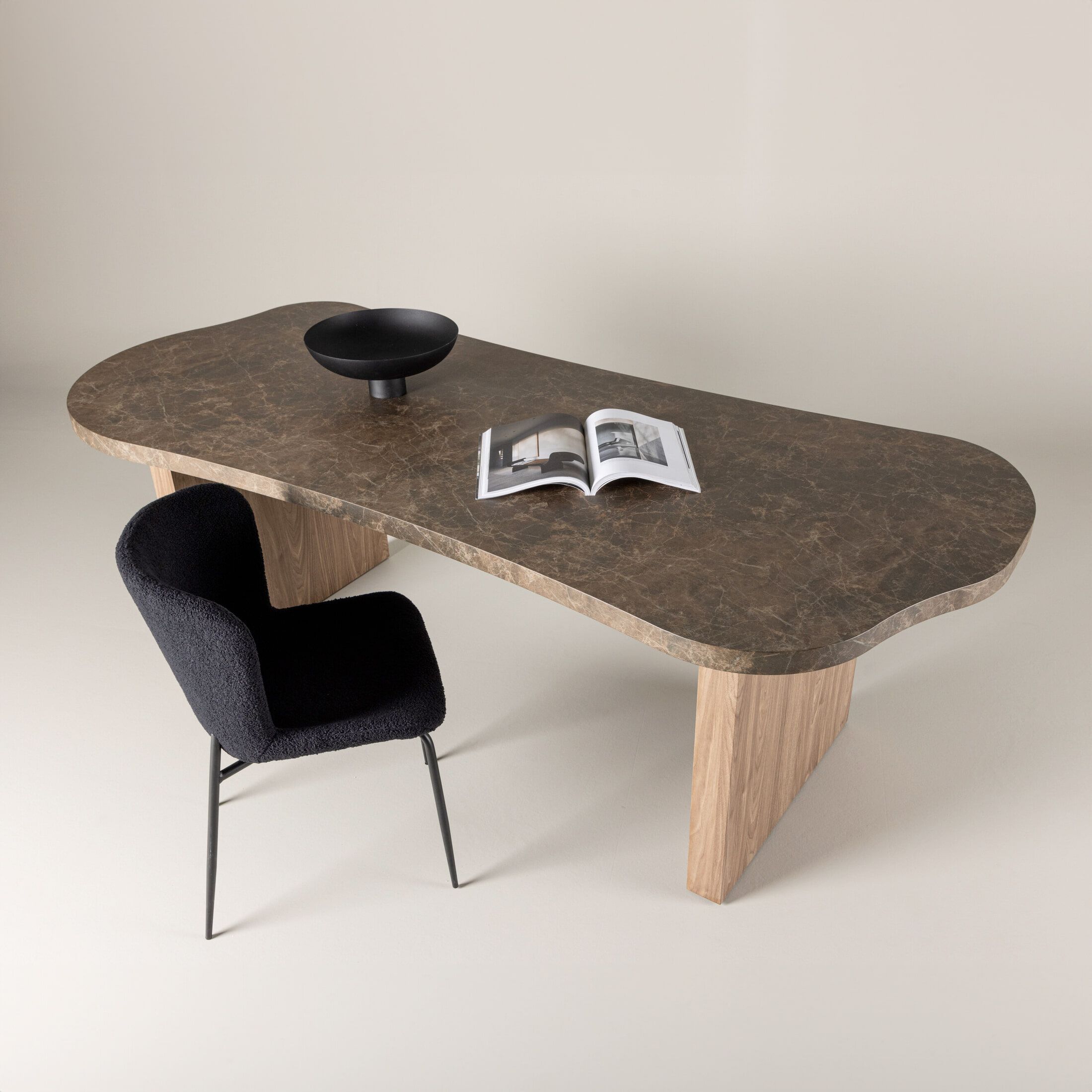 Nohr Jenevieve – Organische eettafel met luxe marmerlook, 230 × 100 cm