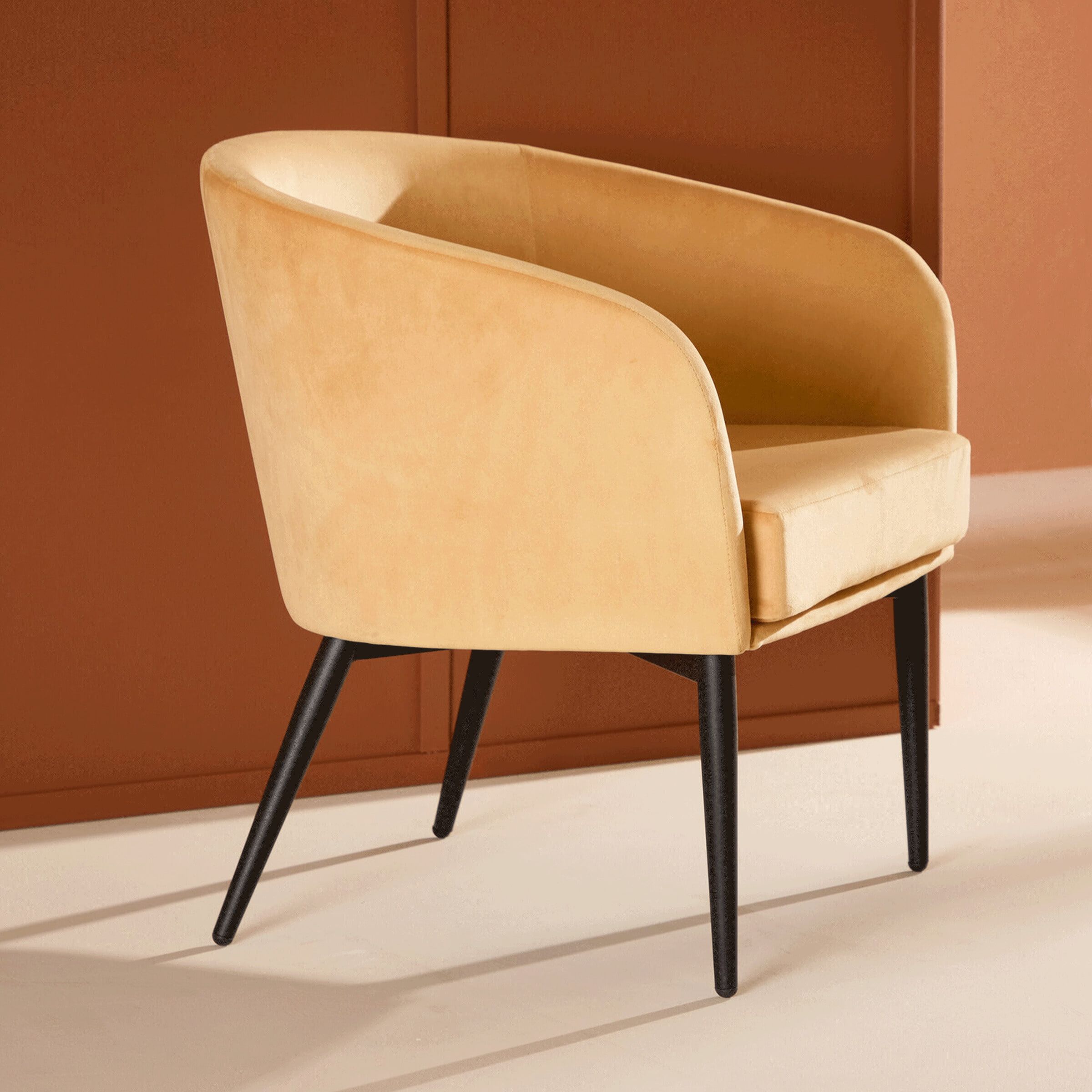 Nohr Jennilee Velvet Fauteuil in Geel – Luxe & Comfort voor Elke Woonkamer