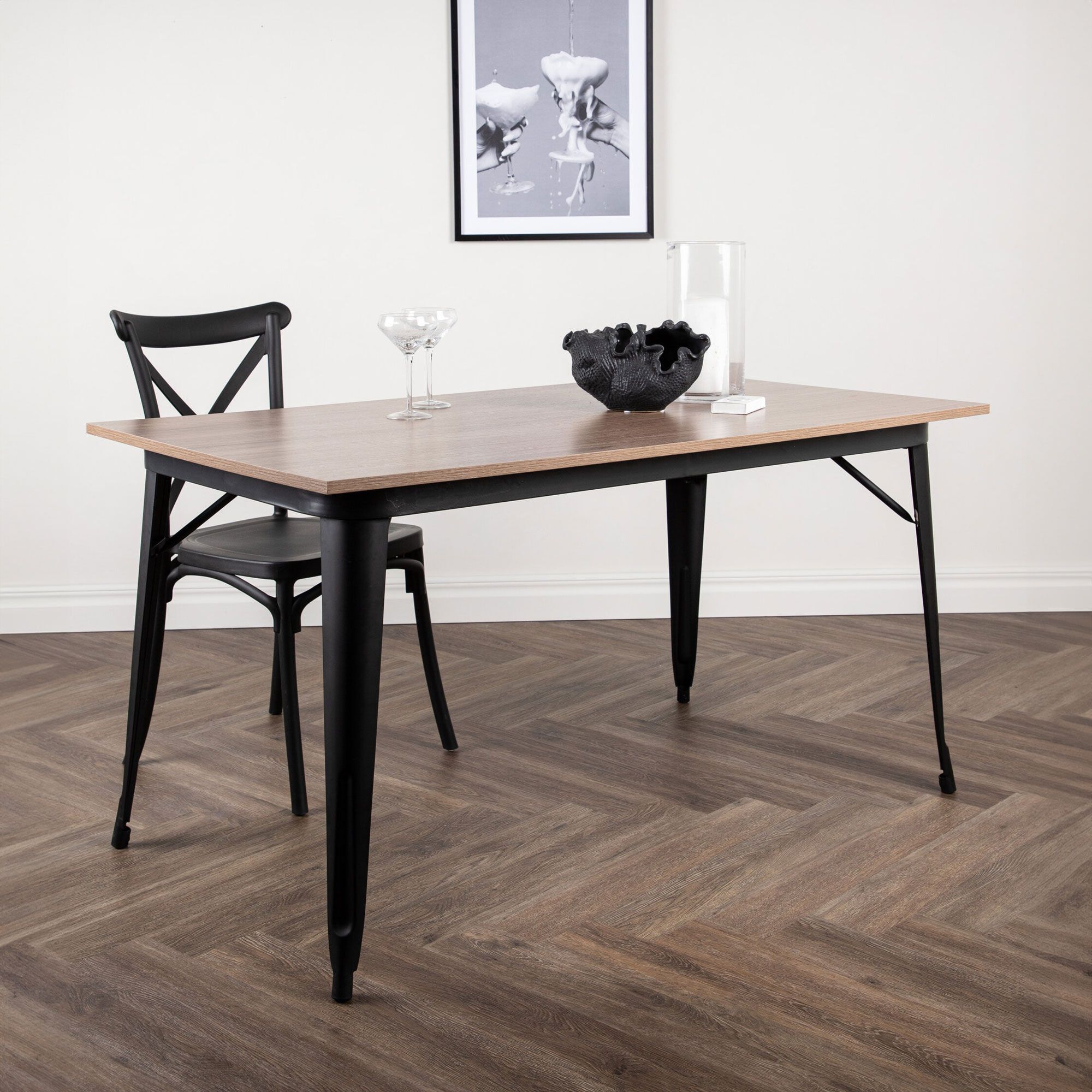 Nohr Jerae Eettafel 140×80 cm – Walnoot & Zwart
