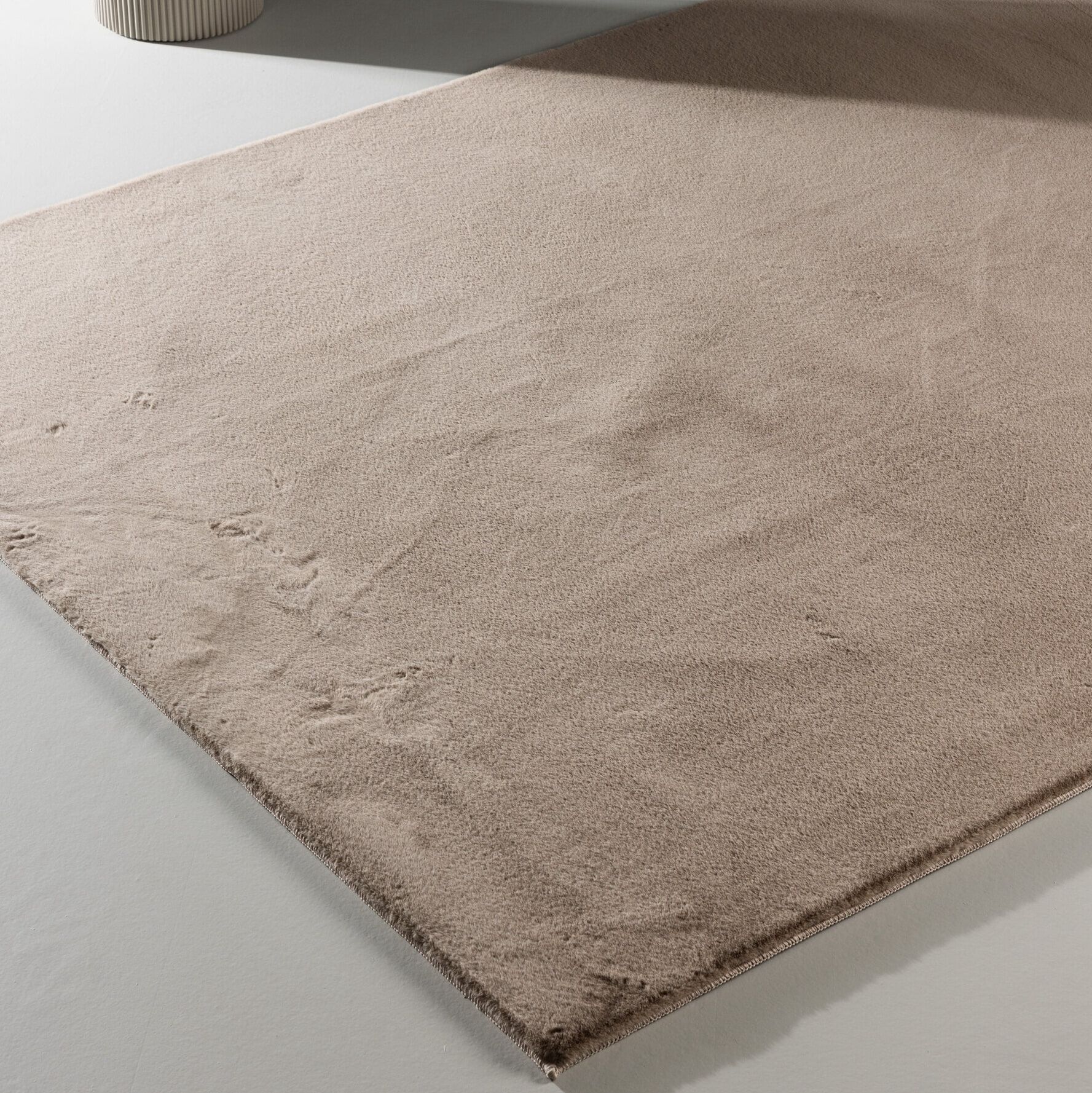 Nohr Johnnylee Vloerkleed – Luxe Beige Tapijt 240 × 350 cm