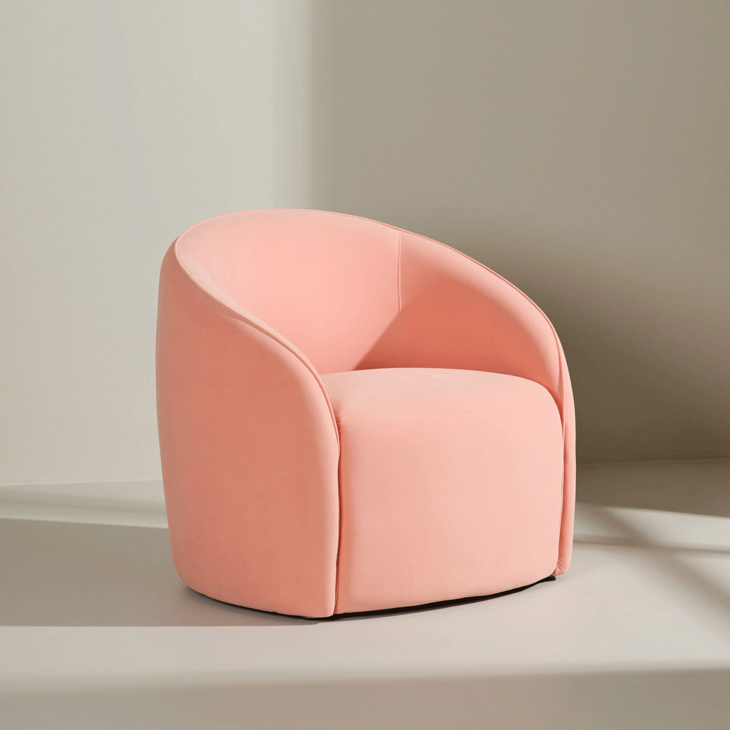 Nohr Kirstyn Fauteuil – Elegante Perzikkleur voor een Warm Interieur