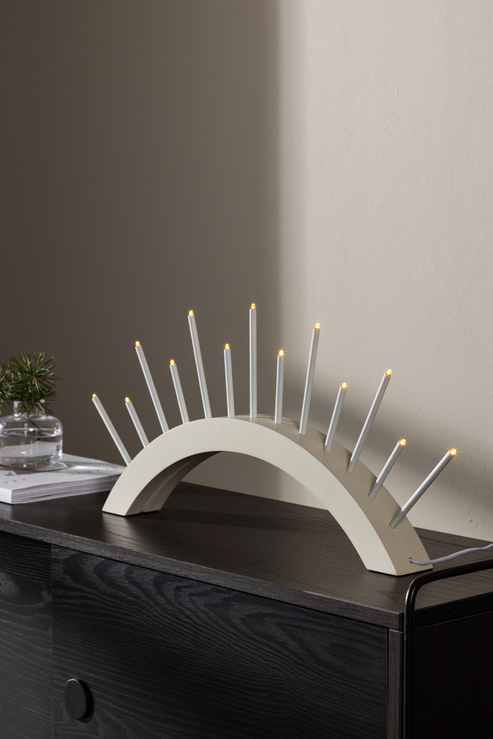 Nohr Labrandon Adventskaarshouder in Beige – Scandinavische Kerstsfeer voor elke Tafel