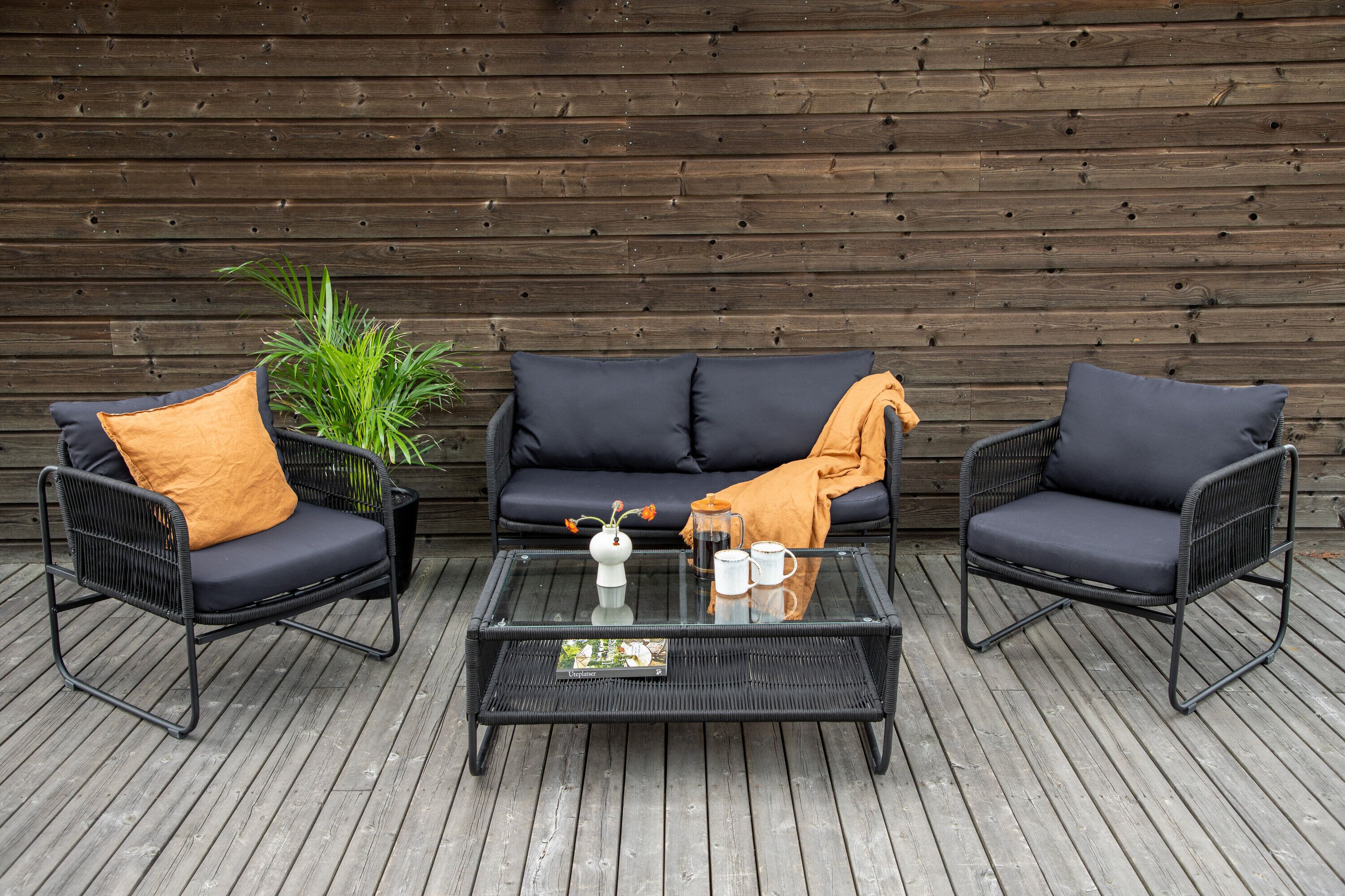 Nohr Nikia Loungeset Zwart – Moderne 3‑Zitsbank, 2 Fauteuils en Salontafel