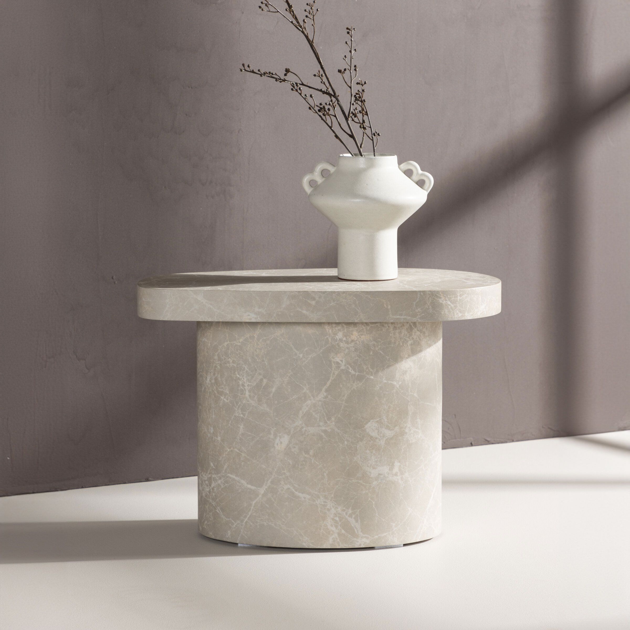 Nohr Organische Bijzettafel Jabez – Moderne Betonlook in Lichtgrijs (50×30 cm)