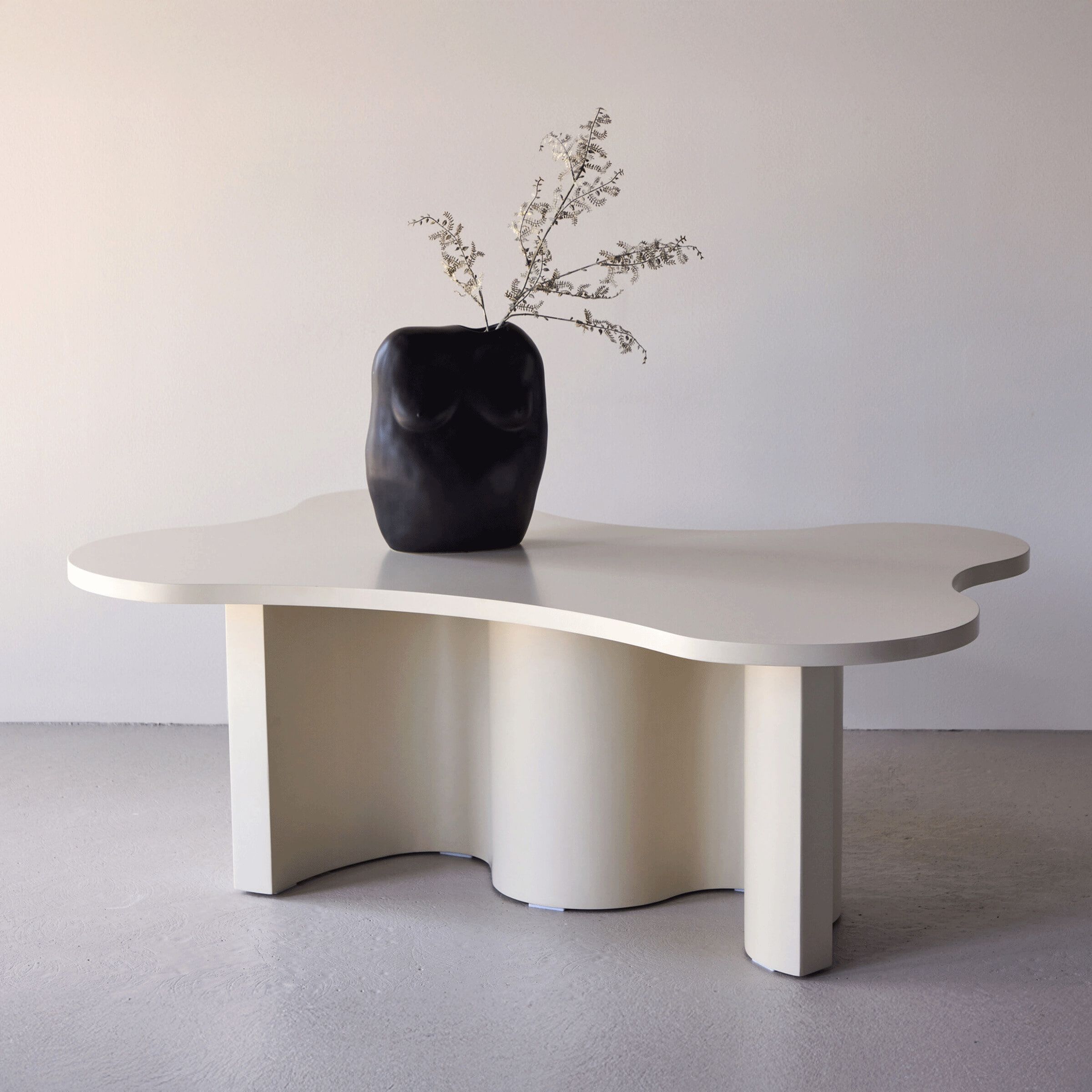 Nohr Organische Salontafel Brittne – Moderne Beige Tafel 120 × 80 cm