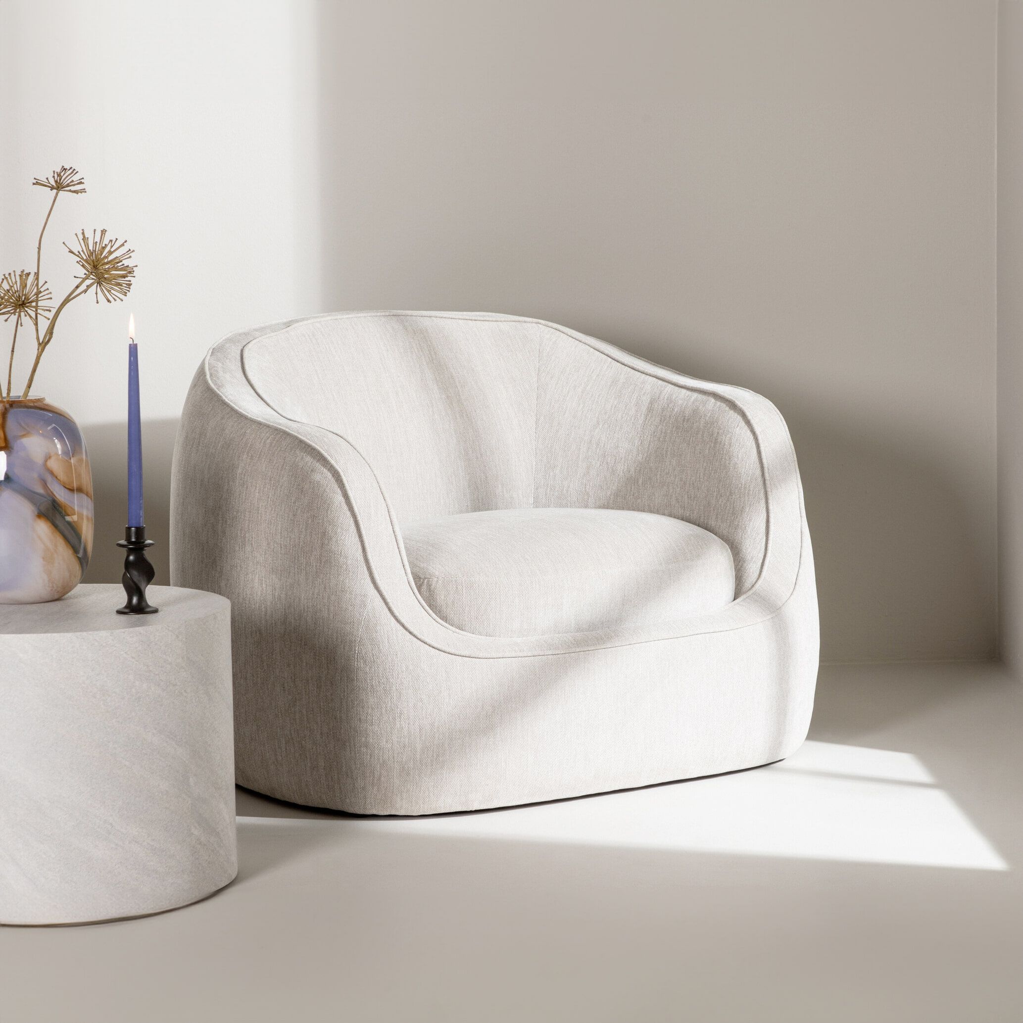 Nohr Quentella fauteuil in lichtgrijs – moderne elegantie voor elke woonkamer