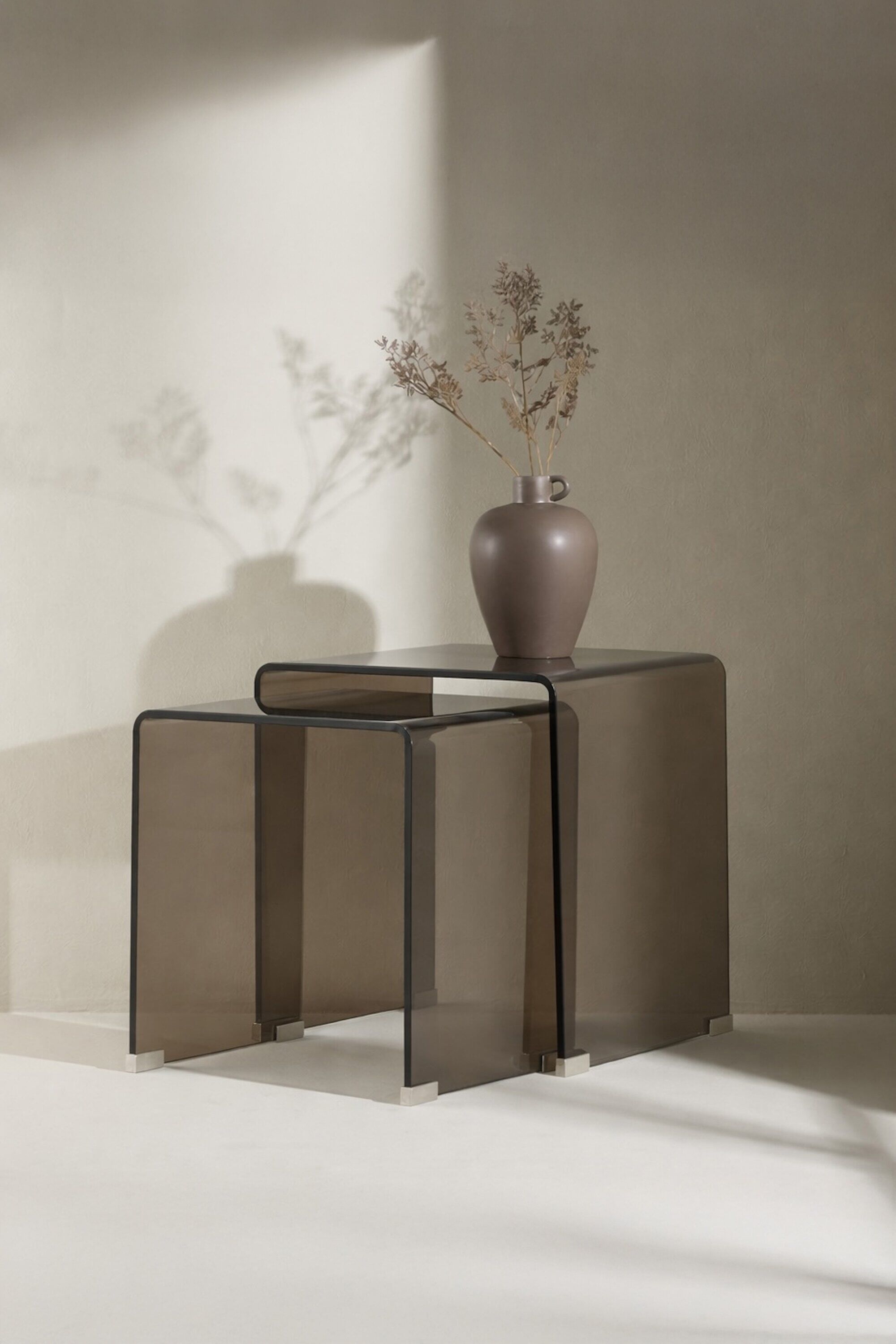 Nohr Rockwell Bijzettafel Set – Bruin getint glas, vierkant (2 stuks)