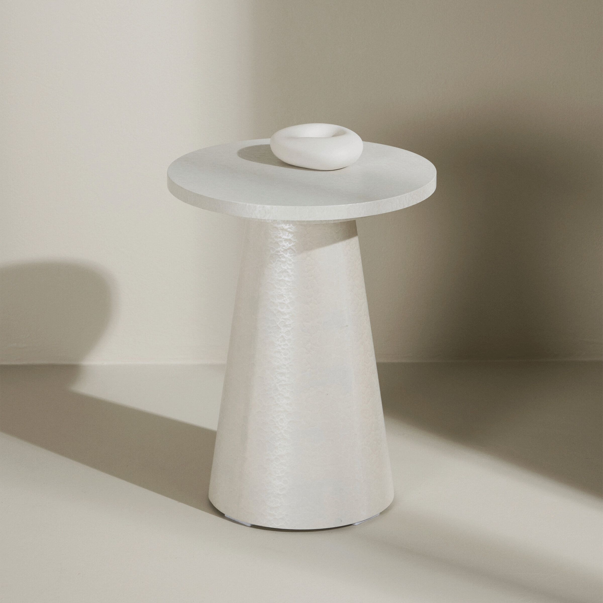 Nohr Ronde Bijzettafel Mikeisha 35 cm – Glanzend Wit, Modern Design