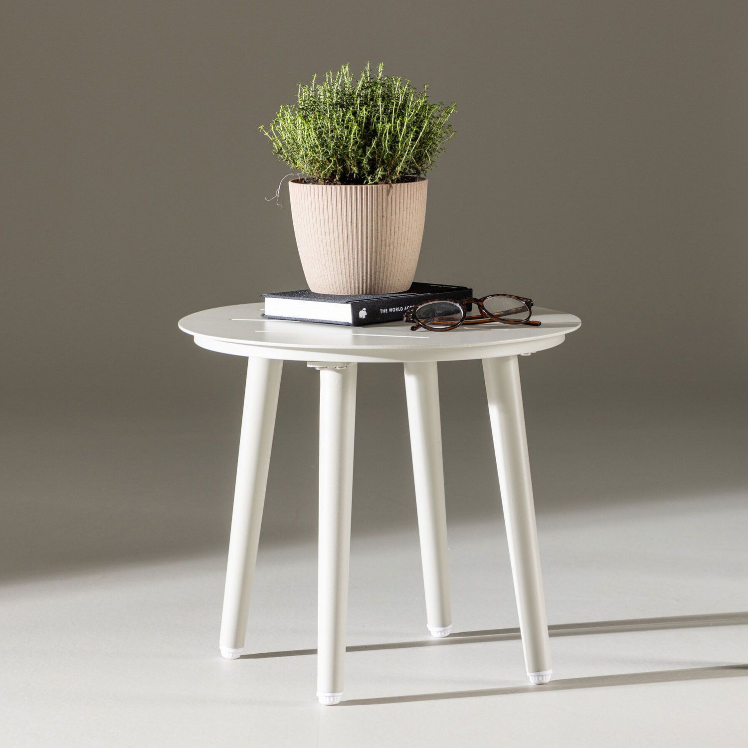 Nohr ronde outdoor bijzettafel Adon 40 cm – Beige, stijlvol en weerbestendig