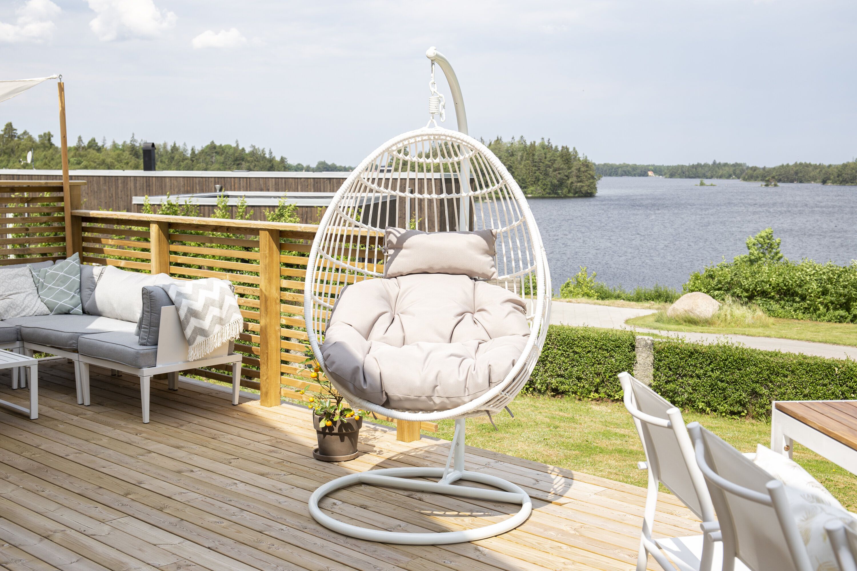 Nohr Samantah Hangstoel in Wit – Luxe Zomerse Hangplek voor Binnen en Buiten
