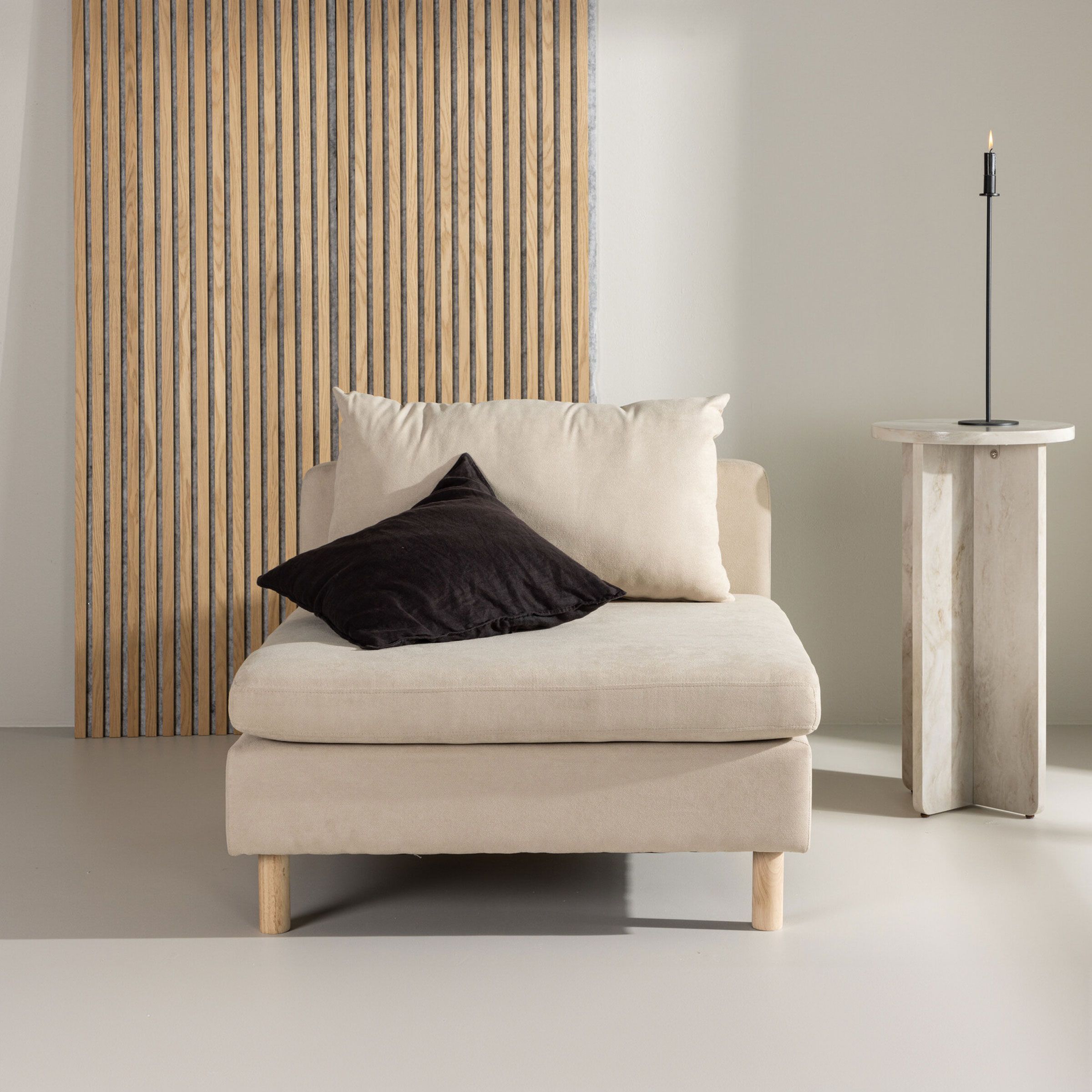 Nohr Sharen Fauteuil – Elegante Beige Zitplek voor Stijlvolle Interieurs