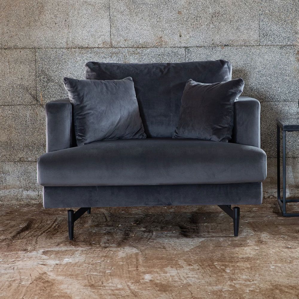Nohr Tamora Velvet Fauteuil – Minimalistisch comfort in donkergrijs