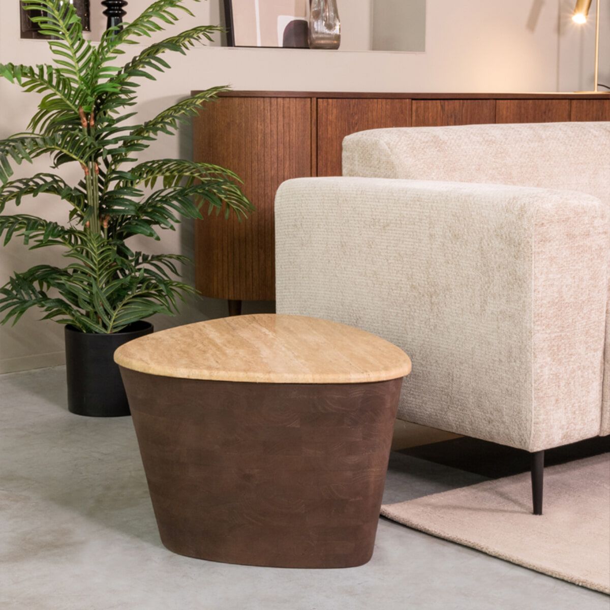 Organische Salontafel Ravi – Luxe Travertin & Espresso Mangohout (70 × 50 cm)