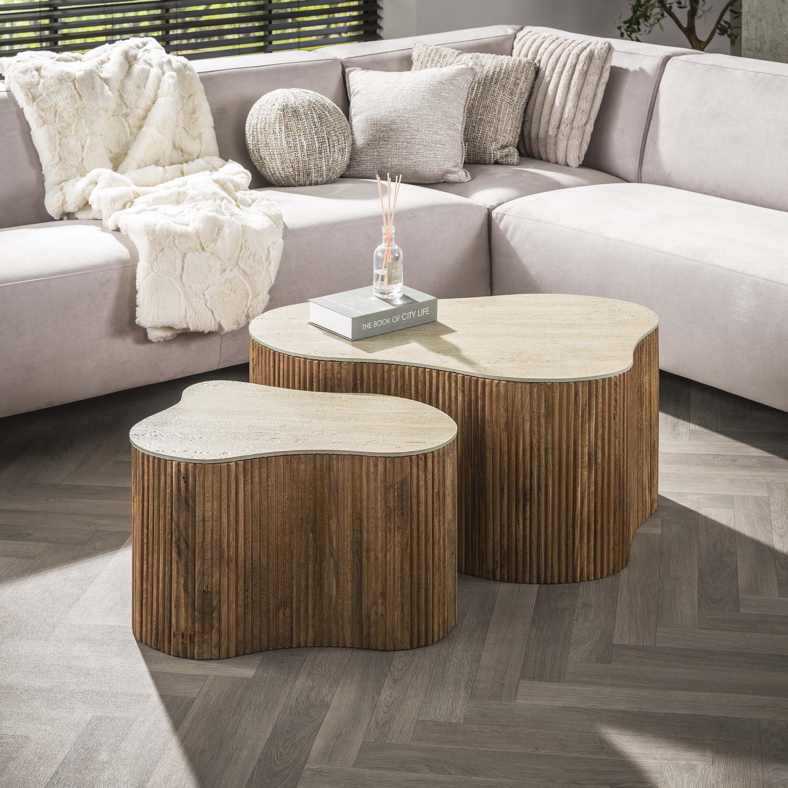 Organische Salontafelset Beckie – Mangohout & Keramisch Travertin‑look – 2‑delige set van LifestyleFurn