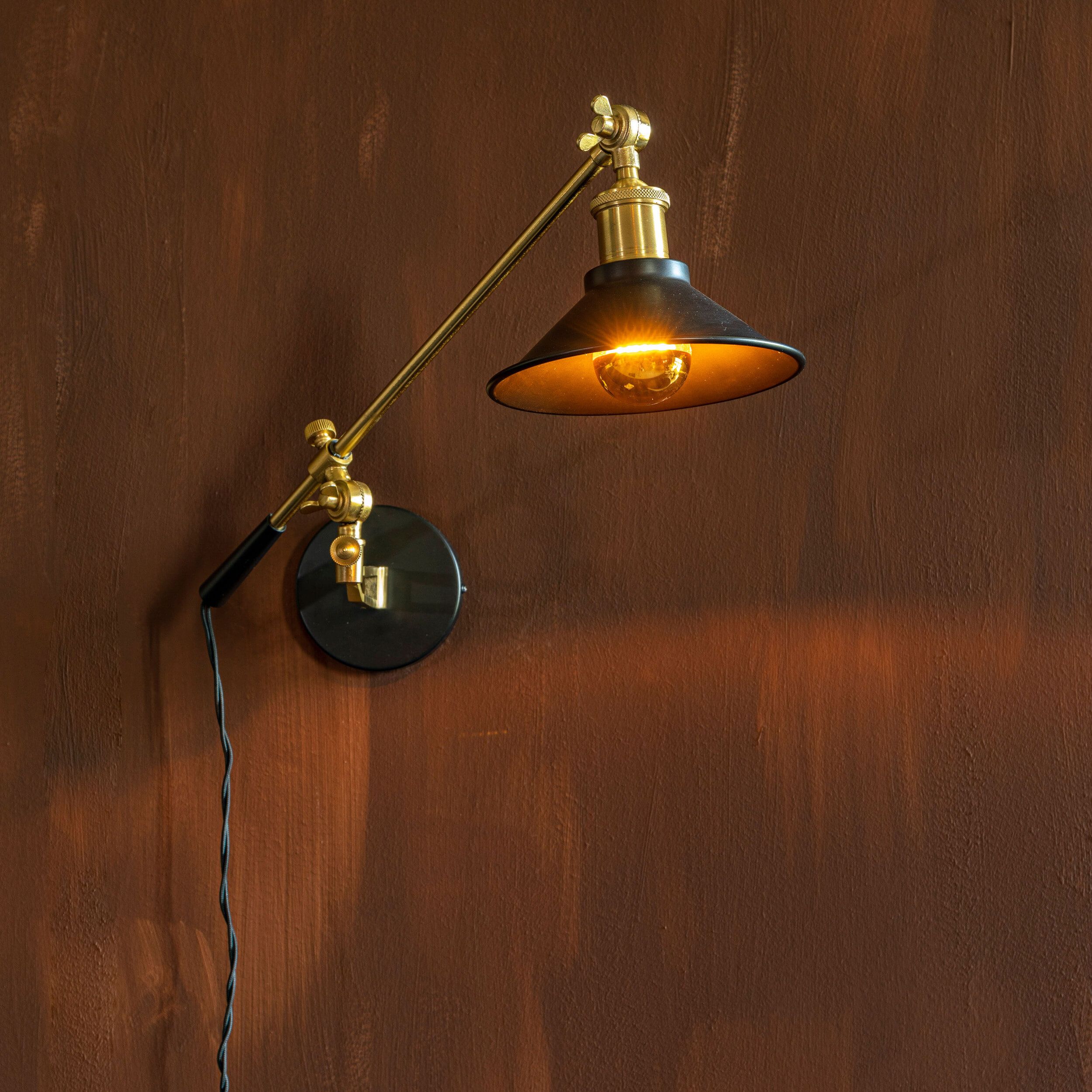 Penelope Wandlamp Zwart – Vintage design met modern vakmanschap