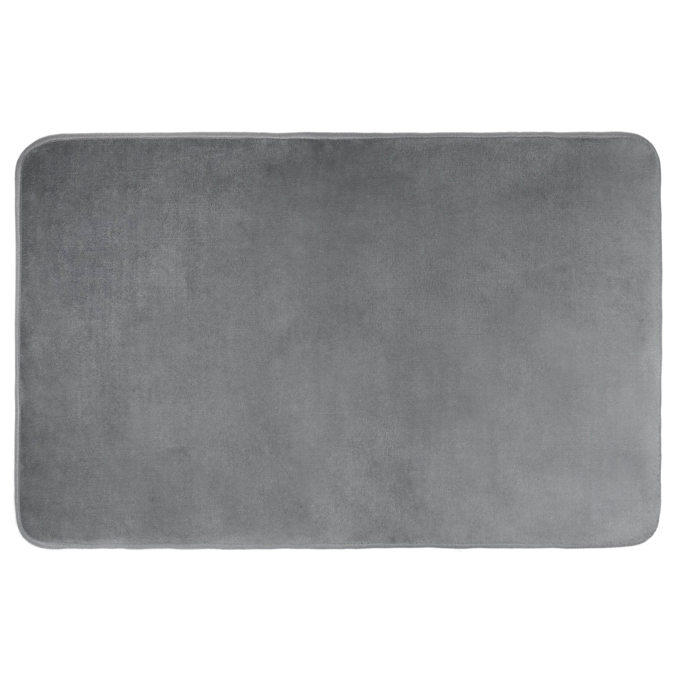 QUVIO Badmat 50 × 80 cm – Grijs, zijdezacht microvezel voor een spa‑achtige badkamer