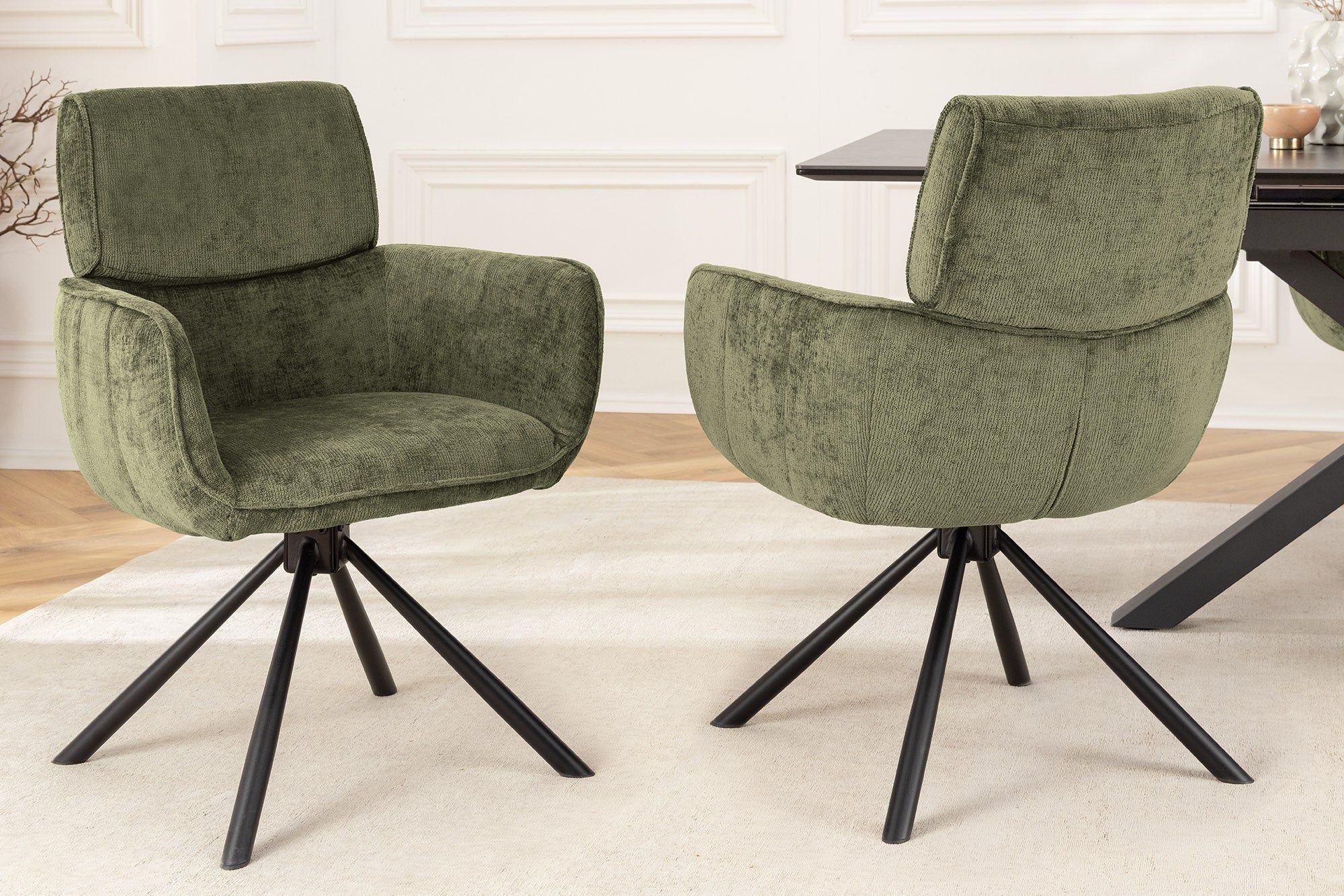 Retro Draaibare Eetkamerstoel met Groene Chenille en Zwarte Metalen Poten – Invicta Interior