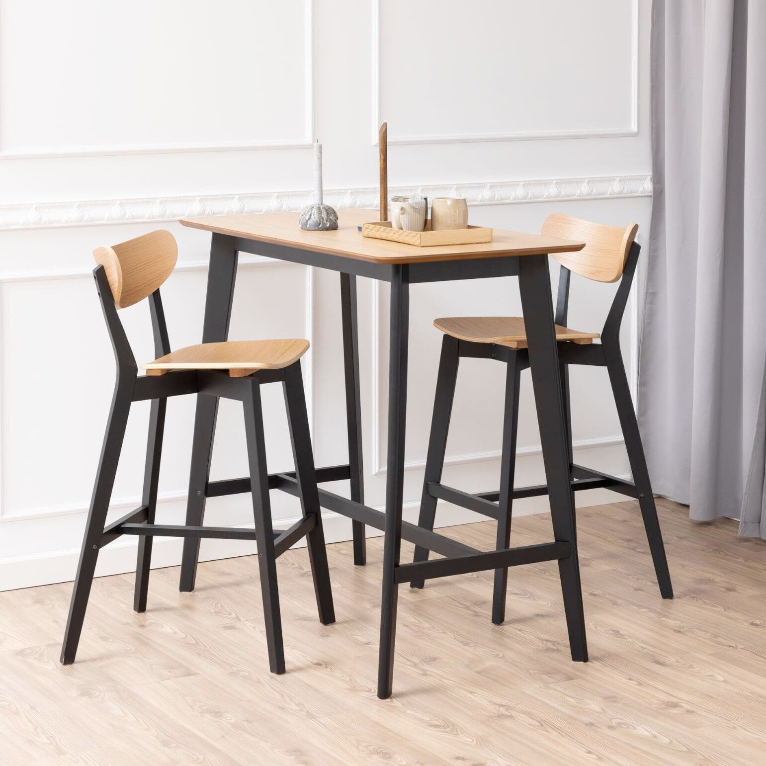 Retro‑moderne Bendt bartafel Torkil – eiken & zwart onderstel, 120 × 60 cm