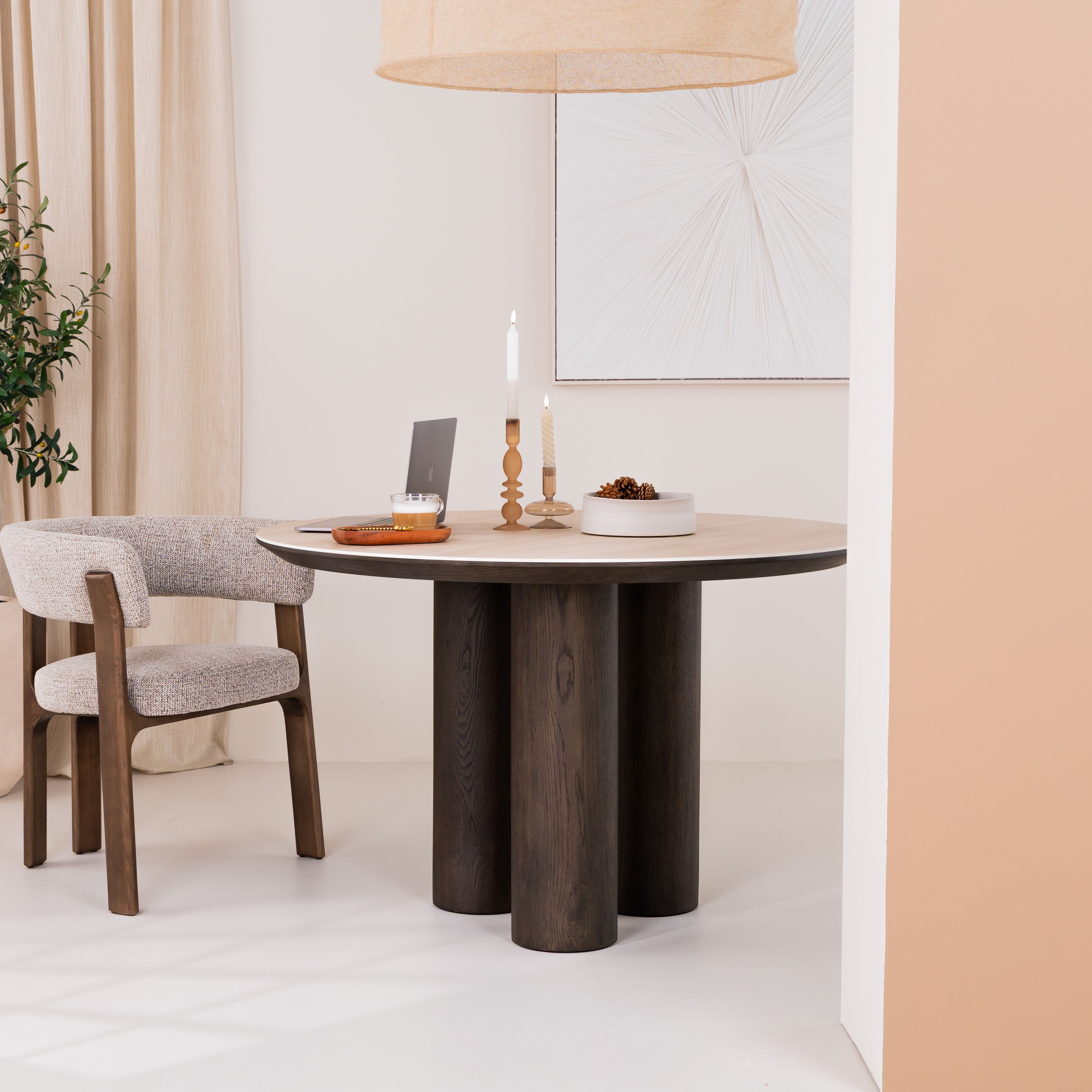 Richmond ronde eettafel Ritz – eiken en travertin, 120 cm, bruine afwerking