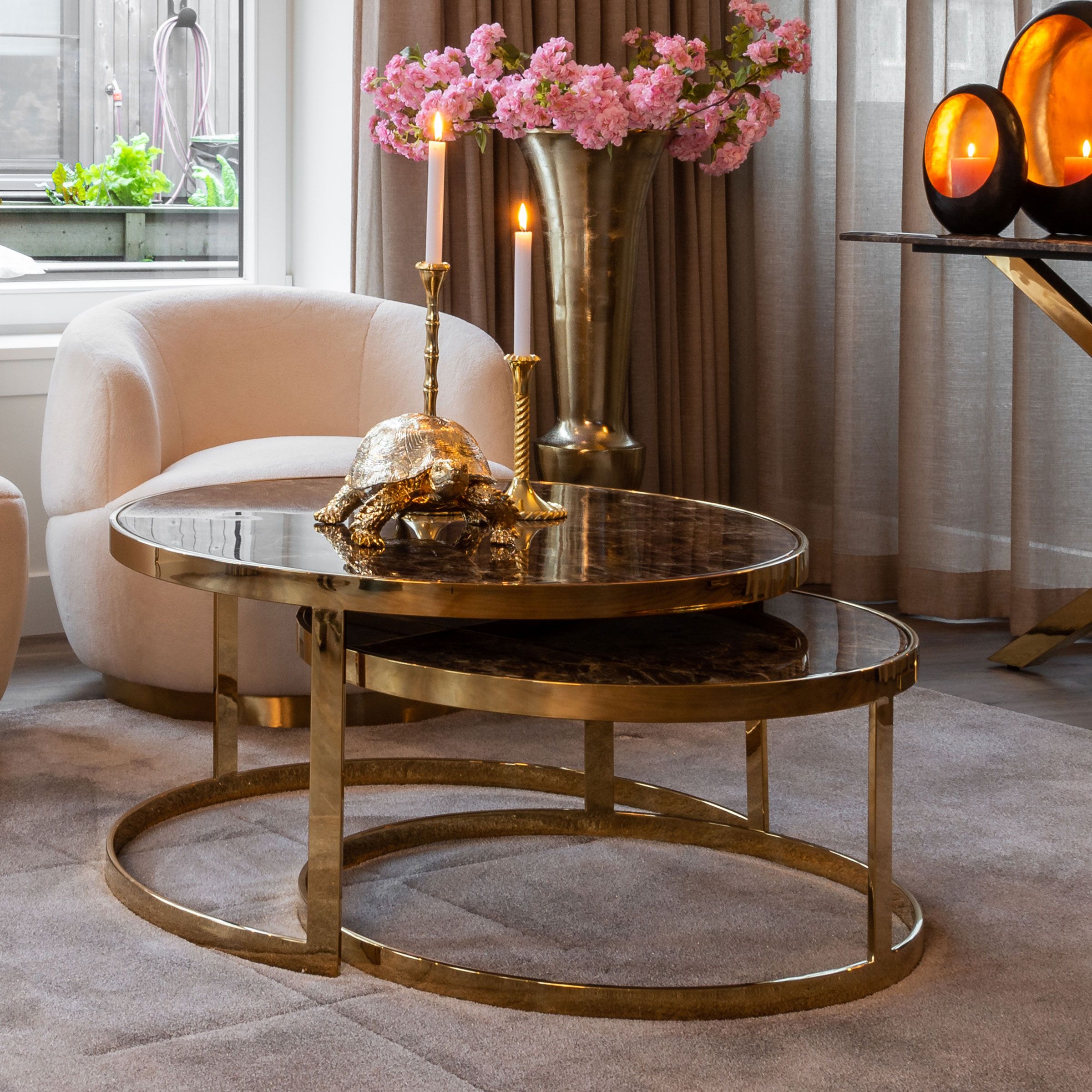 Richmond Ronde Salontafelset Conrad – Luxe & Flexibiliteit in Goud