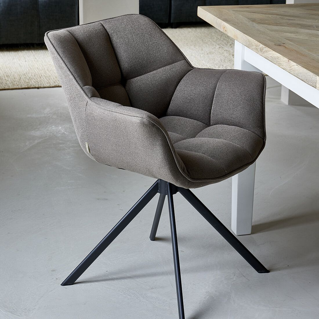Rivièra Maison Carnaby Draaibare Eetkamerstoel – Dark Taupe