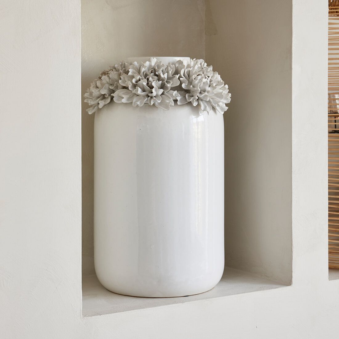 Rivièra Maison Flourishing Keramische Vaast 47 cm – Tijdloze Elegantie in Wit