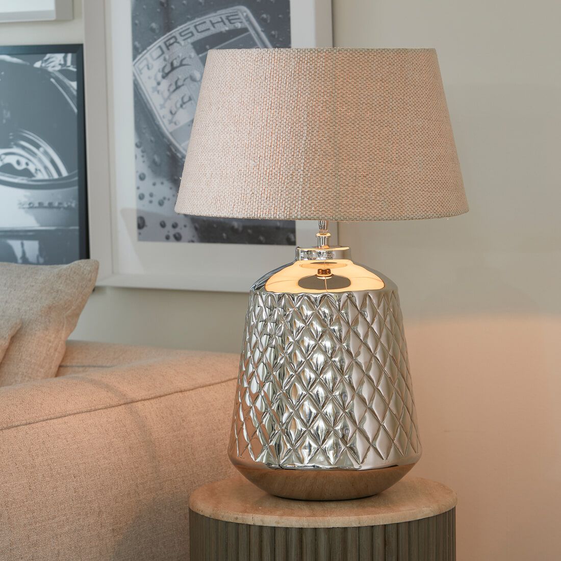 Rivièra Maison Maribel Tafellamp – Moderne Zilveren Aluminium Lamp voor Stijlvolle Interieurs