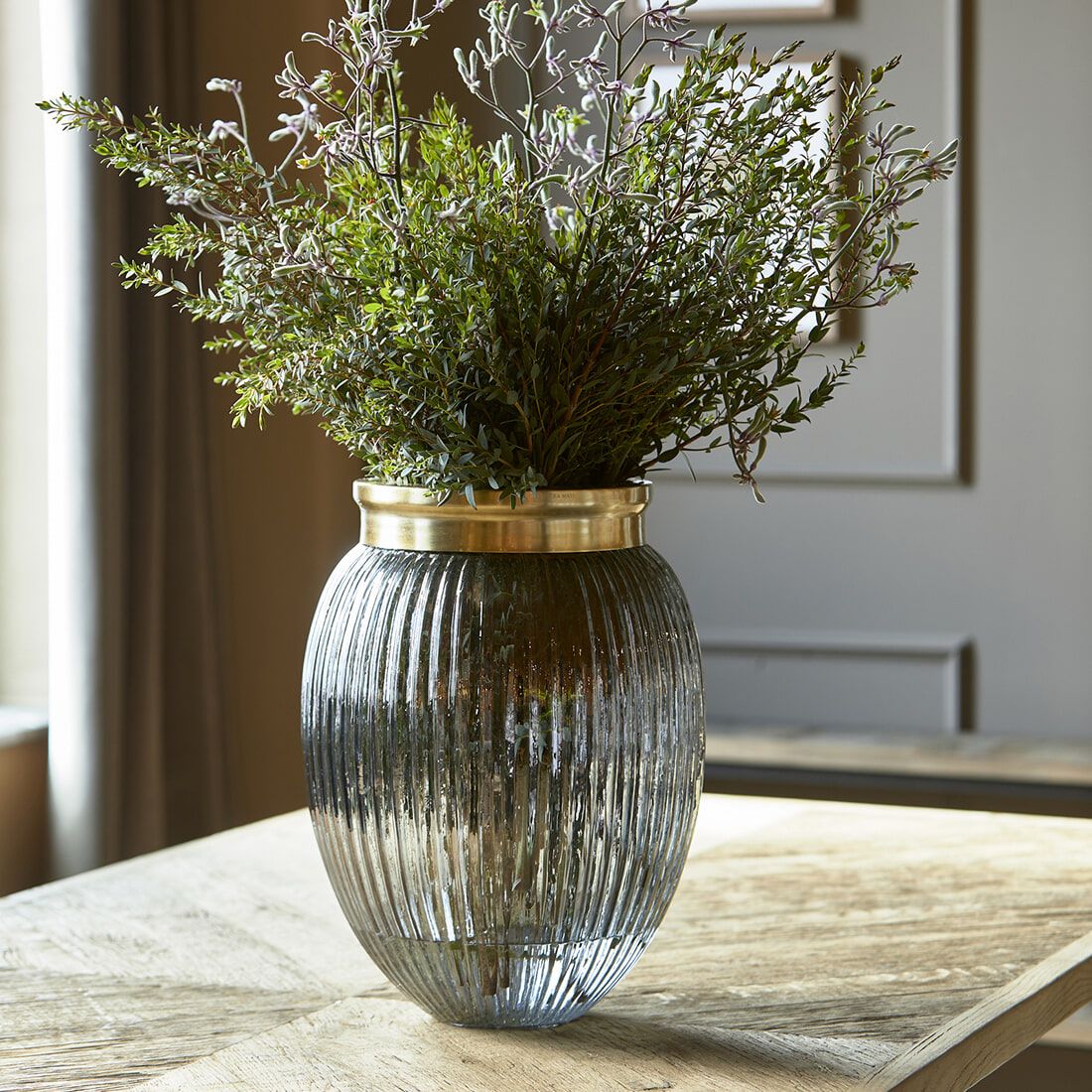 Rivièra Maison RM Chatel Vaas – Grijs, modern statement piece voor elk interieur