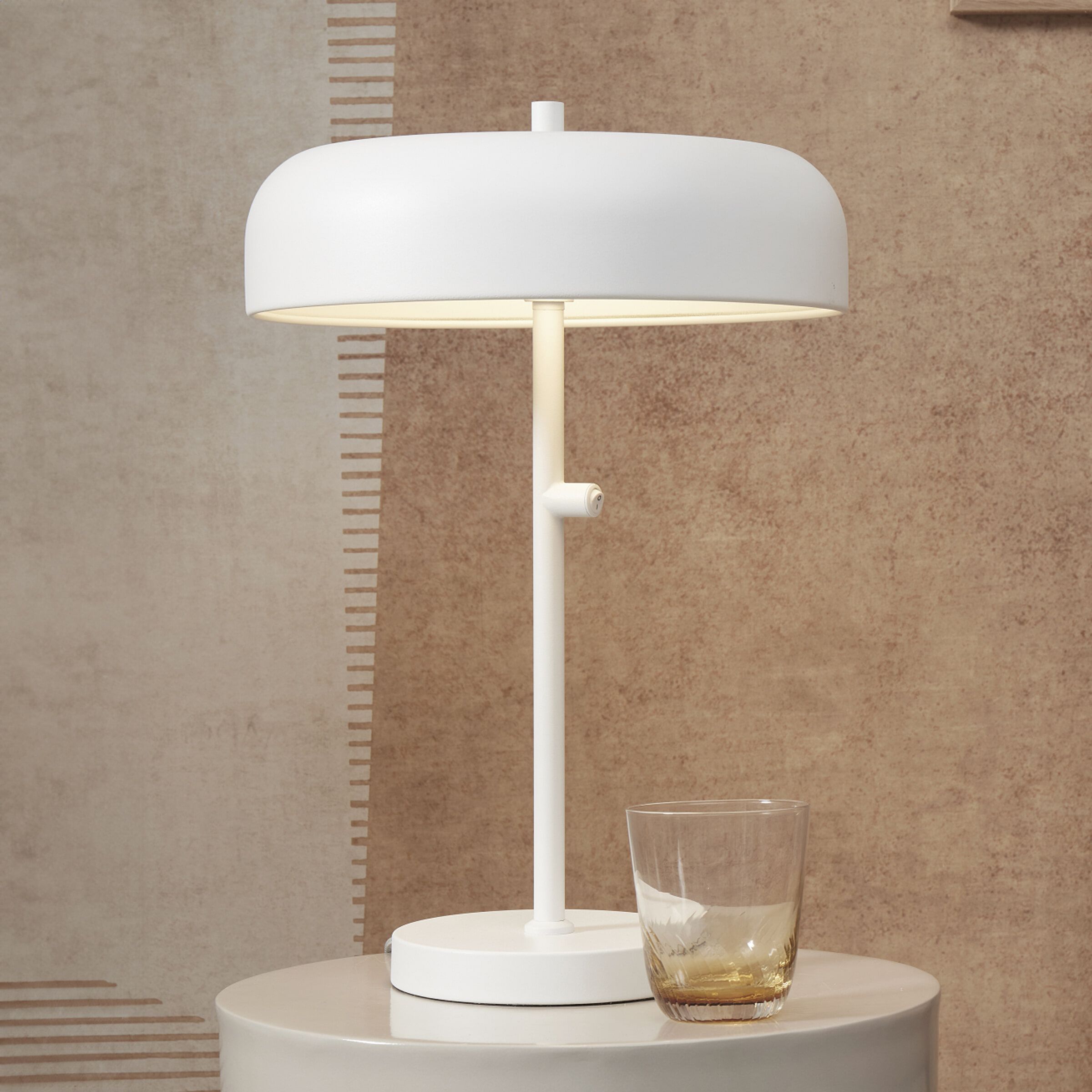 RoMi Tafellamp Porto – Strakke Witte Accent voor elke Woonkamer