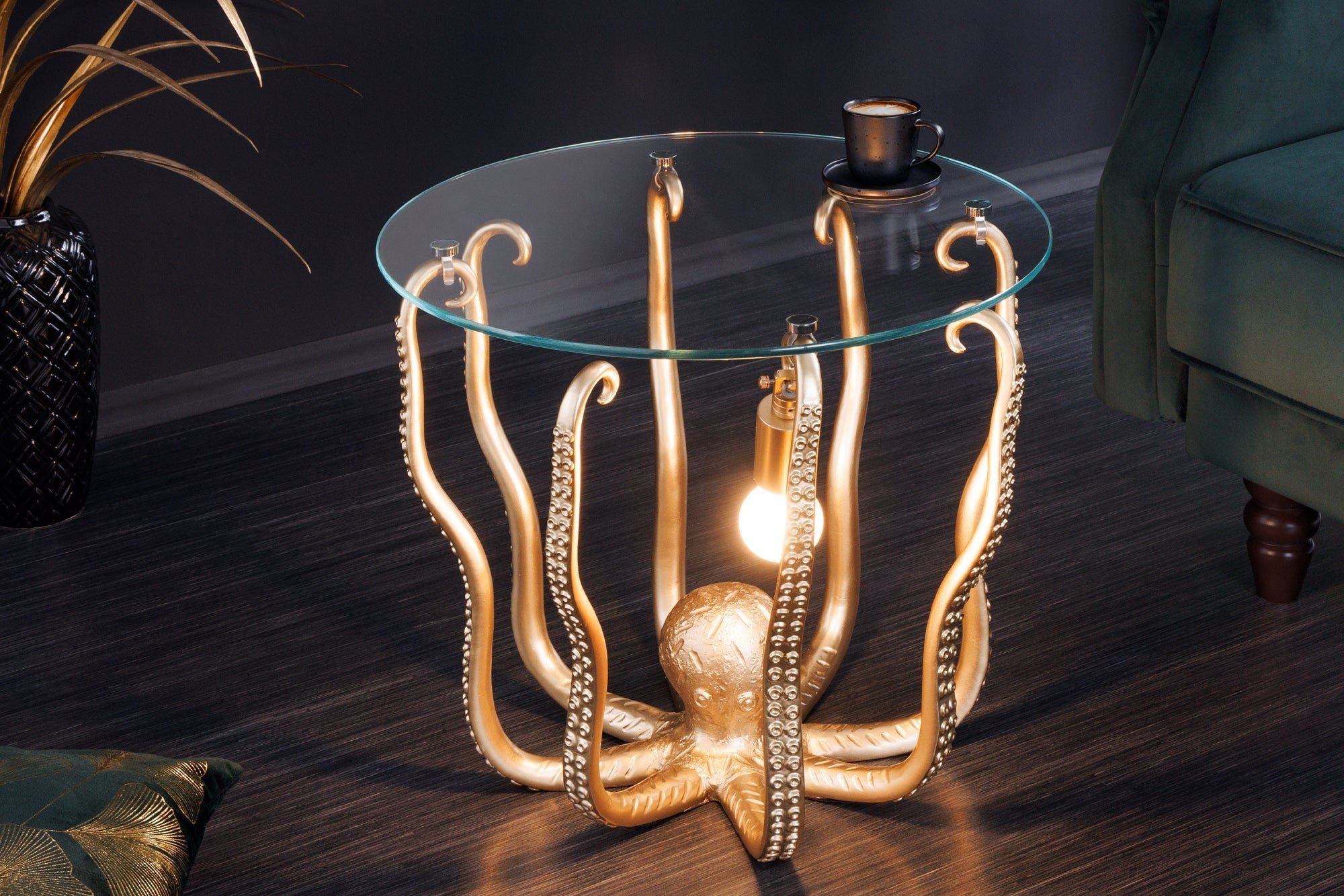 Ronde bijzettafel Octopus – Gouden sculptuur en glas, 50 cm van Invicta Interior