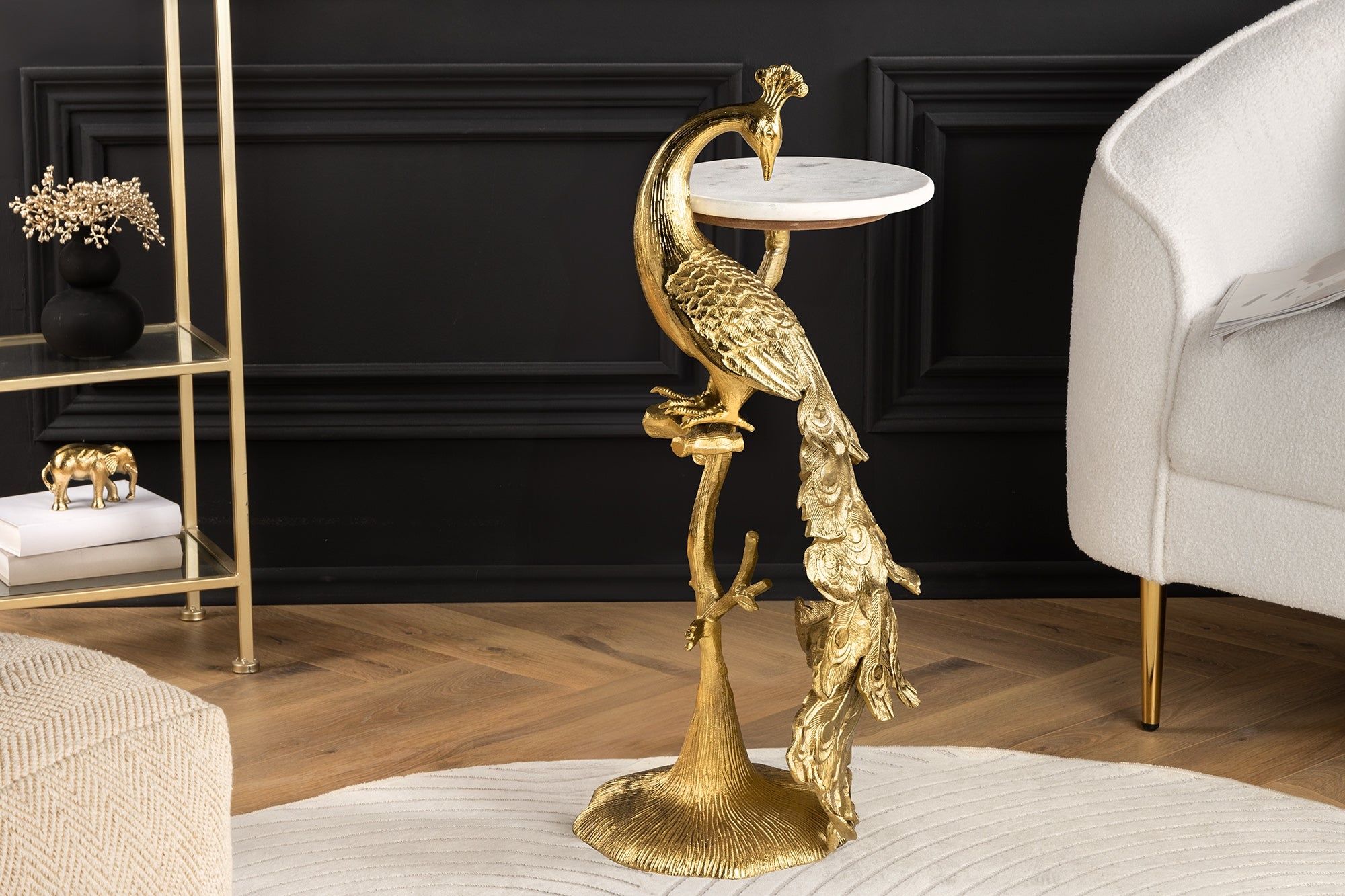 Ronde Bijzettafel Wildlife Peacock – 75 cm Goud‑Antiek en Wit met Marmeren Pauw
