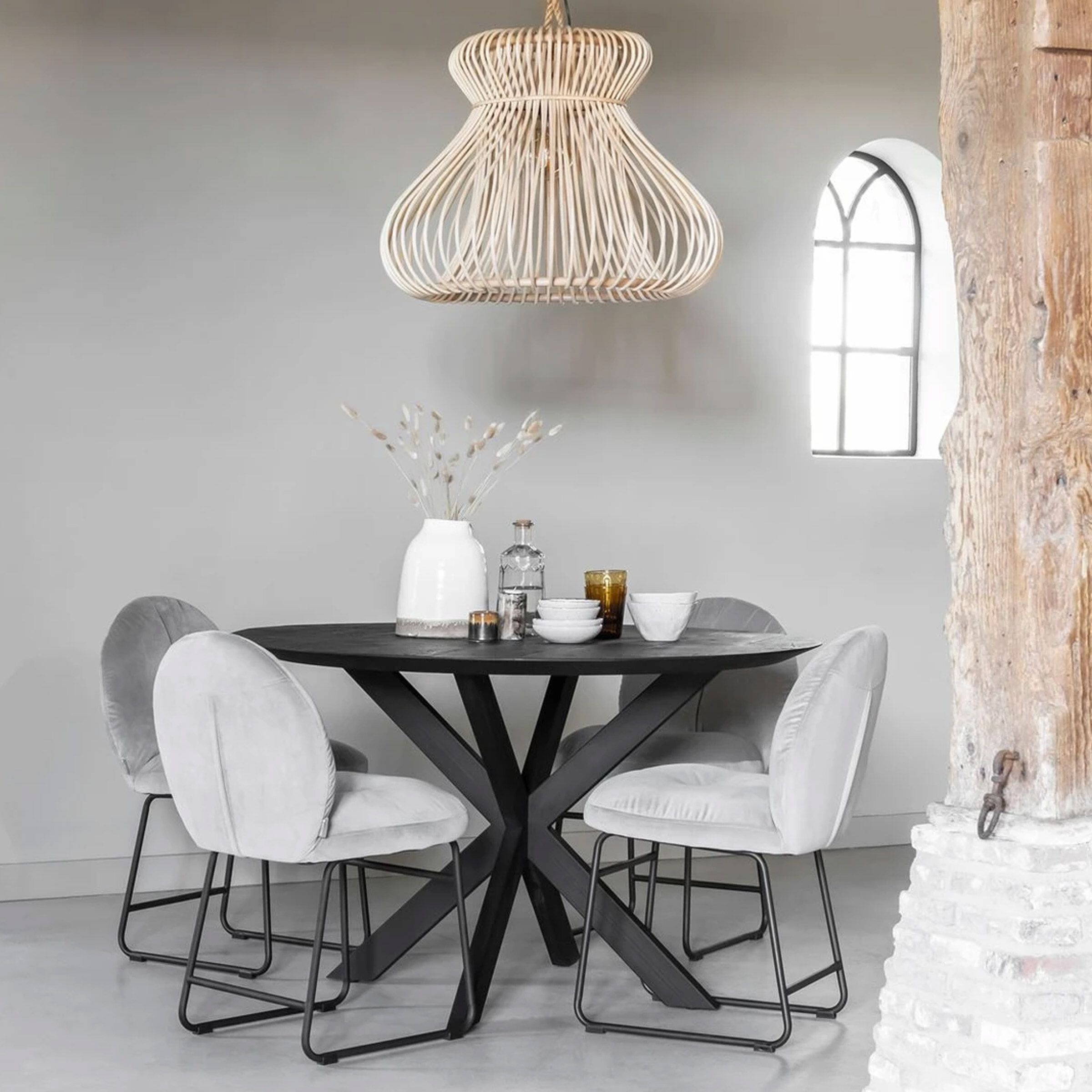 Ronde DTP Home eettafel Shape – zwart teakhout, 130 cm