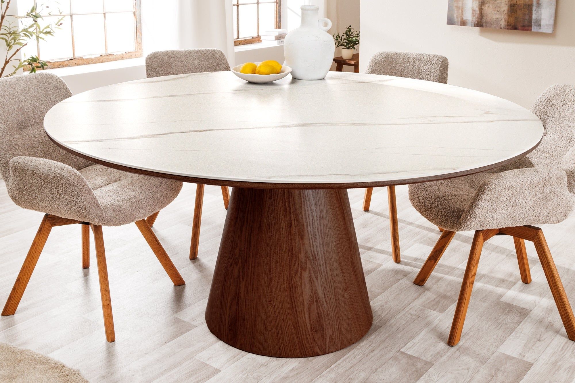 Ronde eettafel UNIQUE 120 cm – stijlvol wit‑bruine walnoot met keramisch marmeronderstel