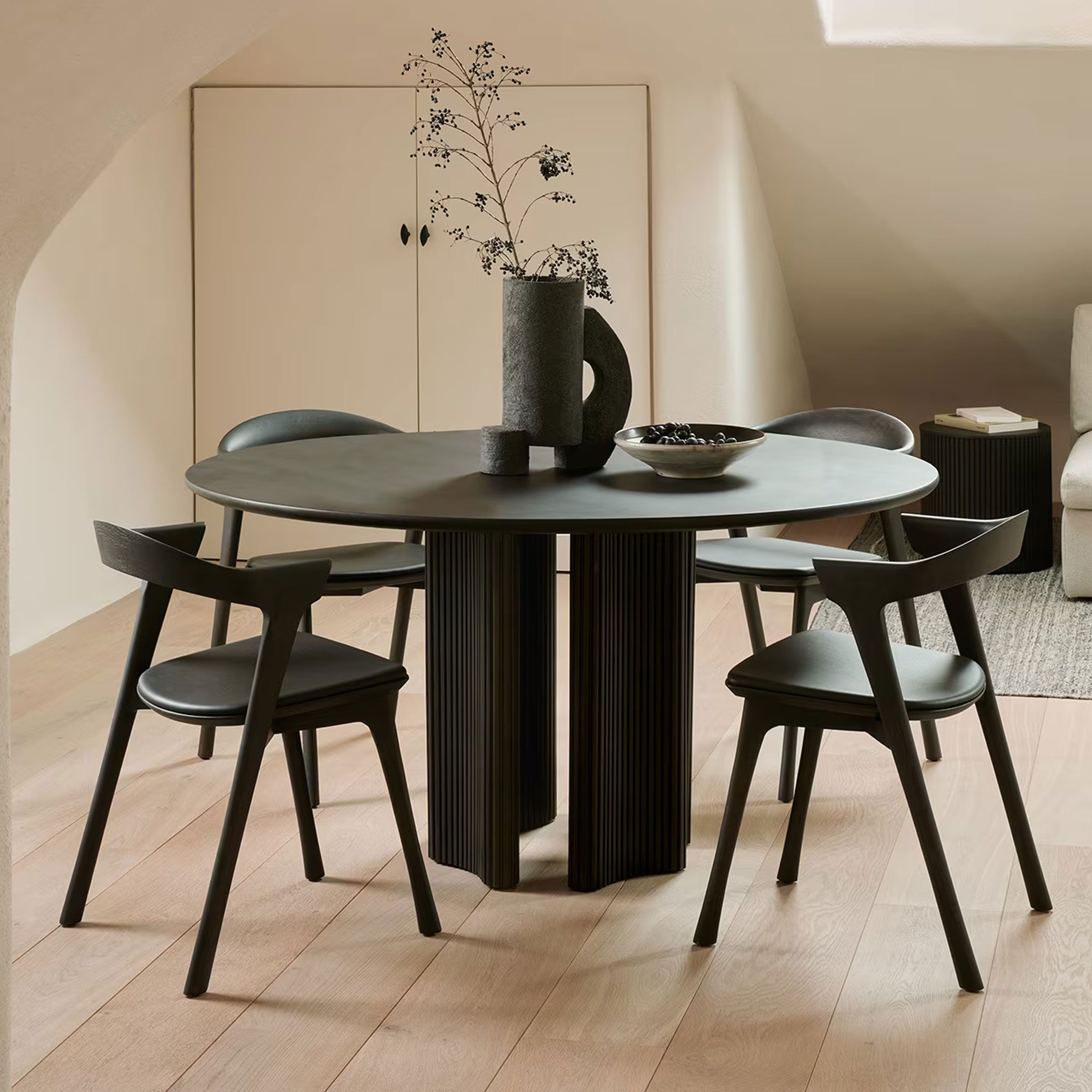 Ronde Ethnicraft Eettafel Roller Max – 150 cm Donkerbruin