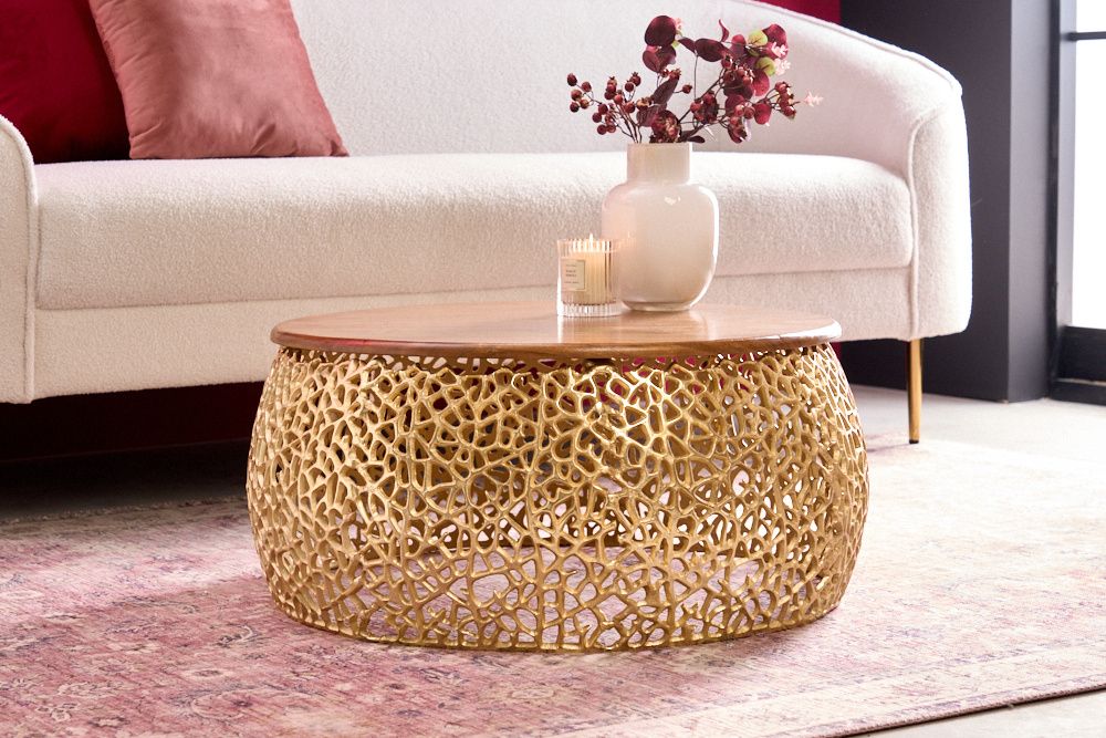 Ronde salontafel ABSTRACT LEAF – 75 cm, goud metaal & acaciahout, handgemaakt