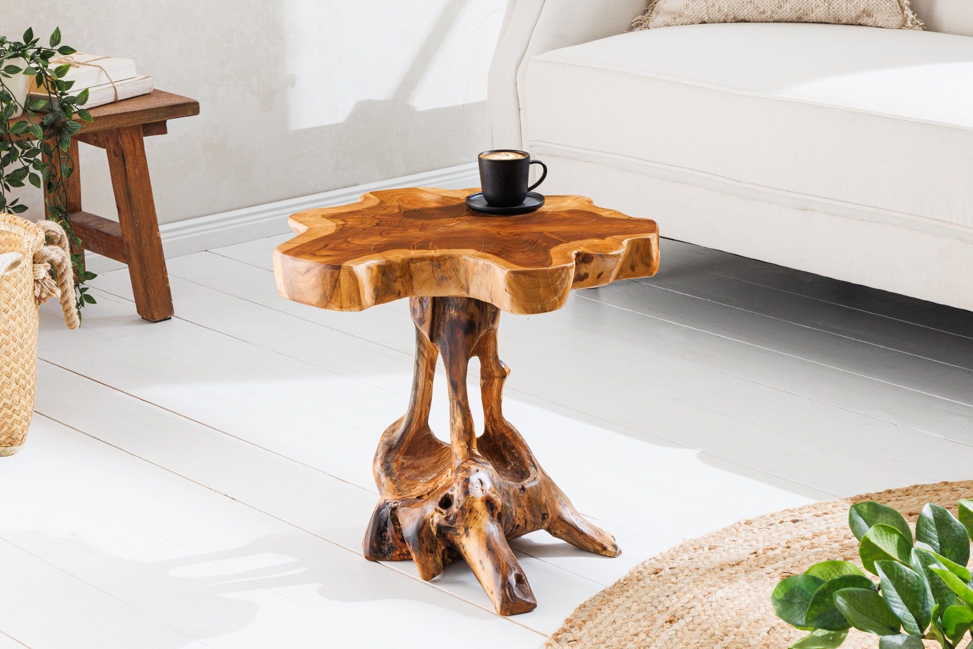 ROOT Bijzettafel van Massief Teakhout – Natuurlijke Paaldesign