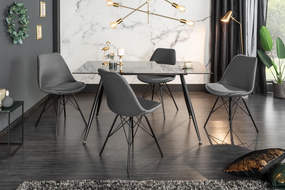 Scandinavische Design Stoelen van Invicta Interior – Grijs Fluweel met Zwarte Metalen Poten