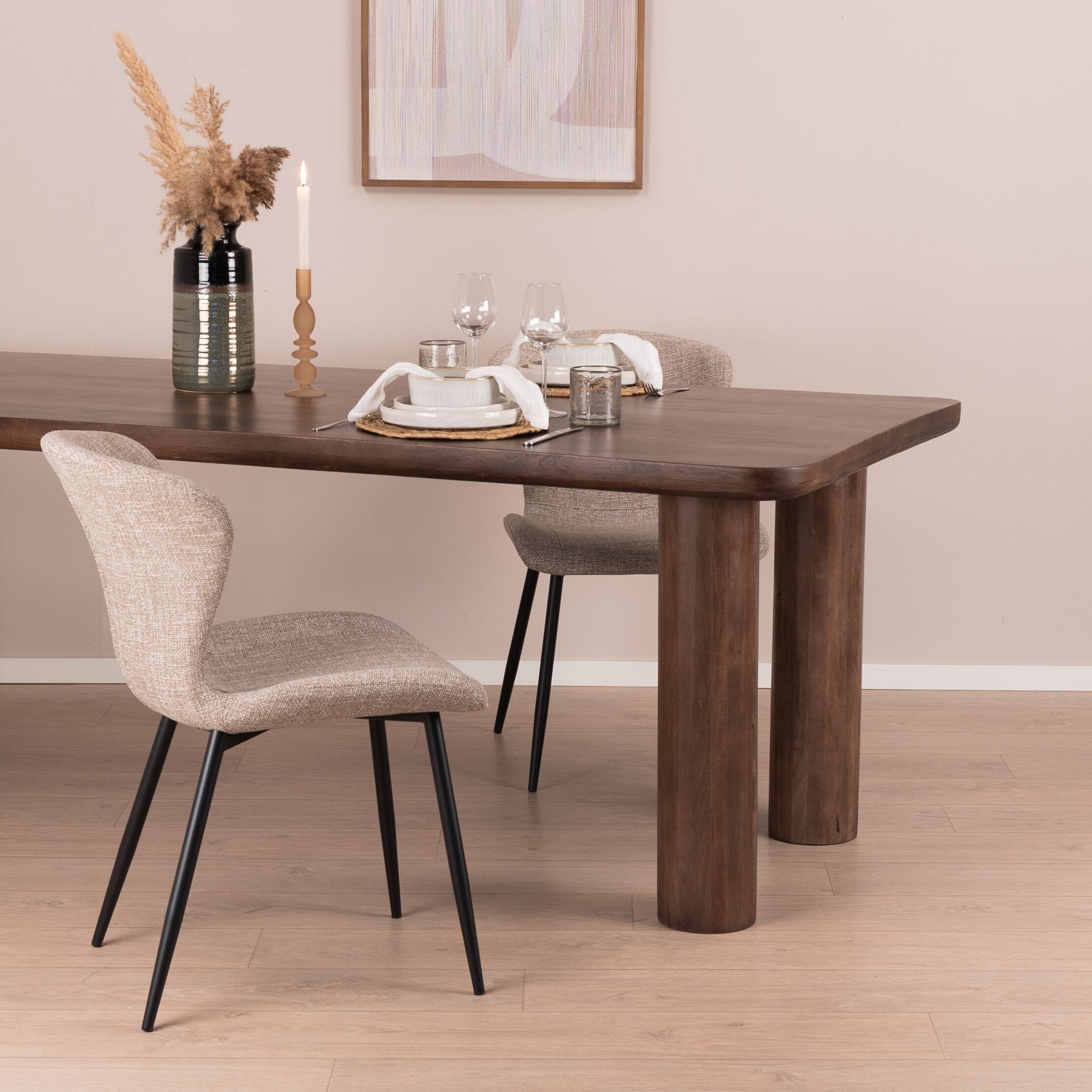 Sohome Merle mangohouten eettafel 240 × 100 cm – Natuurlijke luxe voor de gezellige gezinsmaaltijd