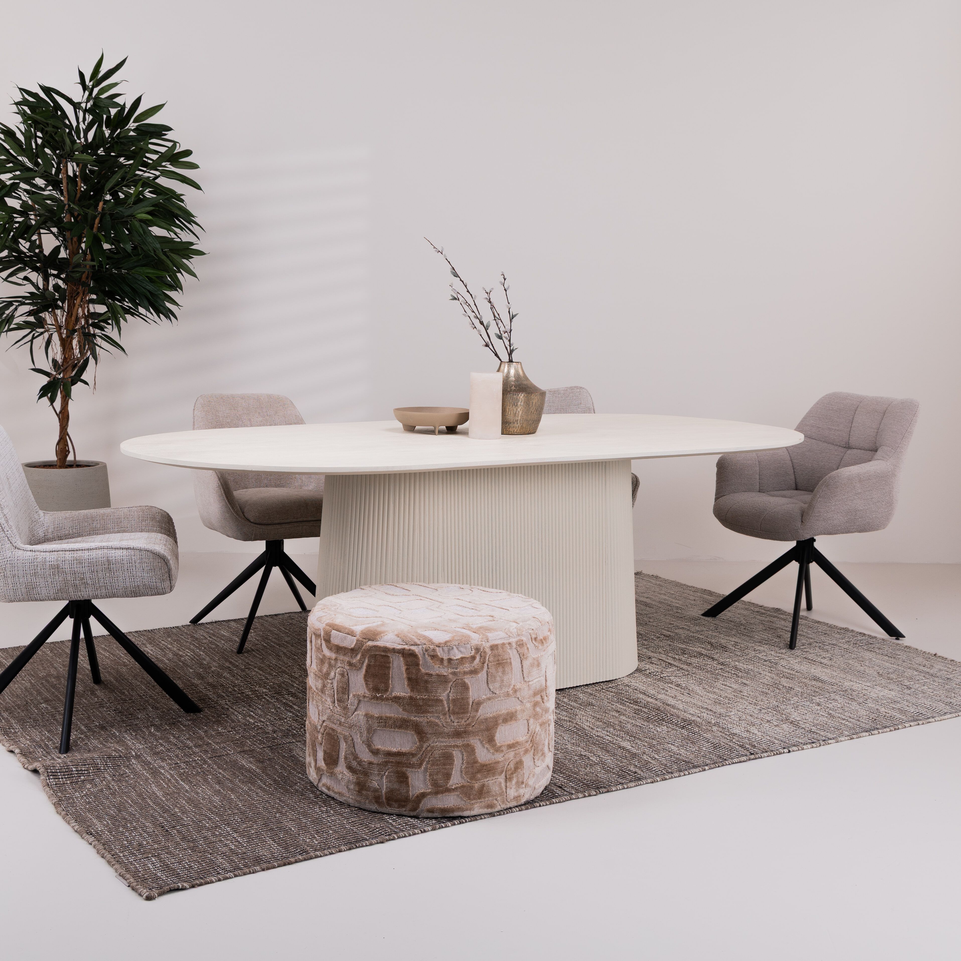 Sohome Ovale Eettafel Puck – Ivoorkleurig Mangohout 230 × 110 cm