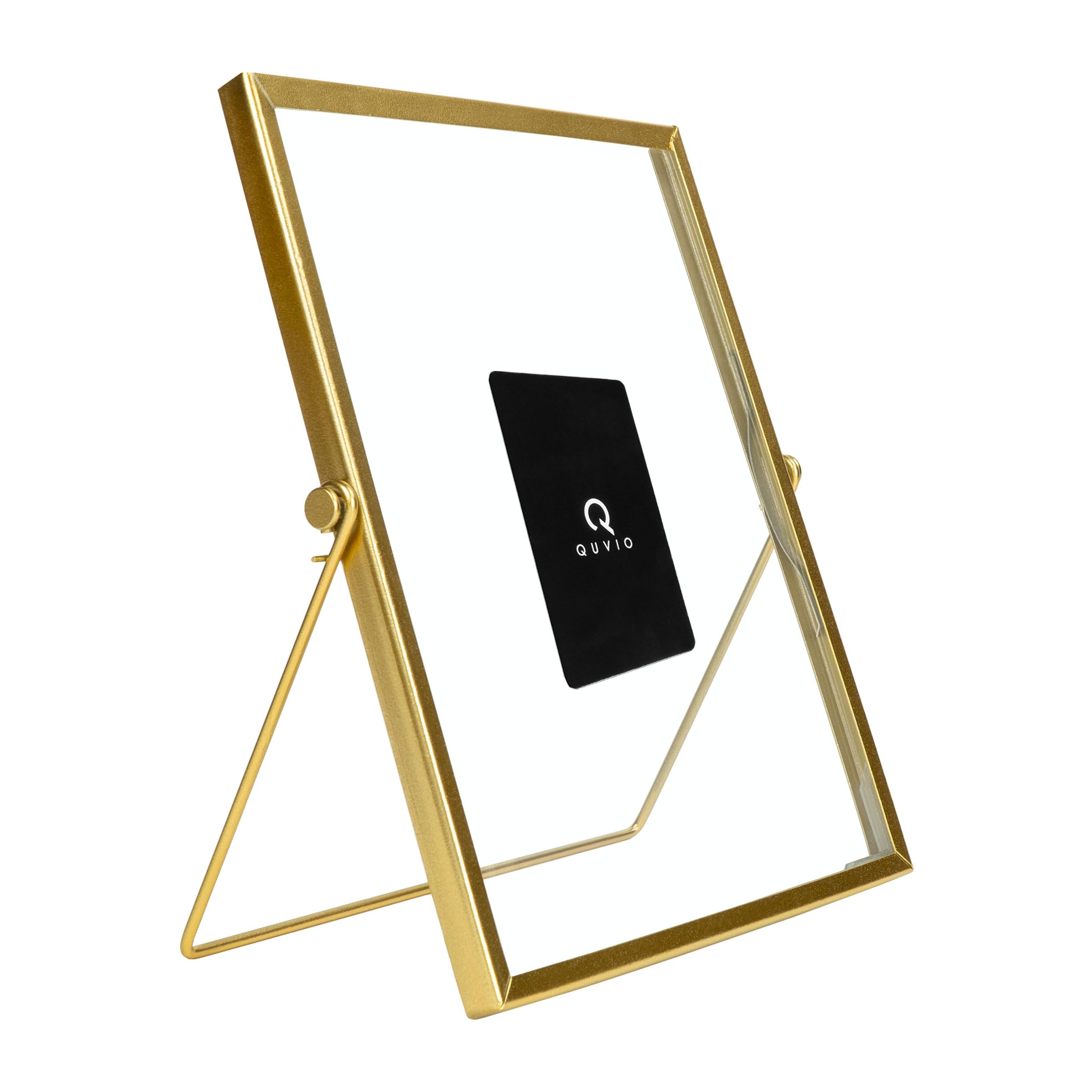 Stijlvolle gouden staande fotolijst 17,5 × 23 cm – QUVIO