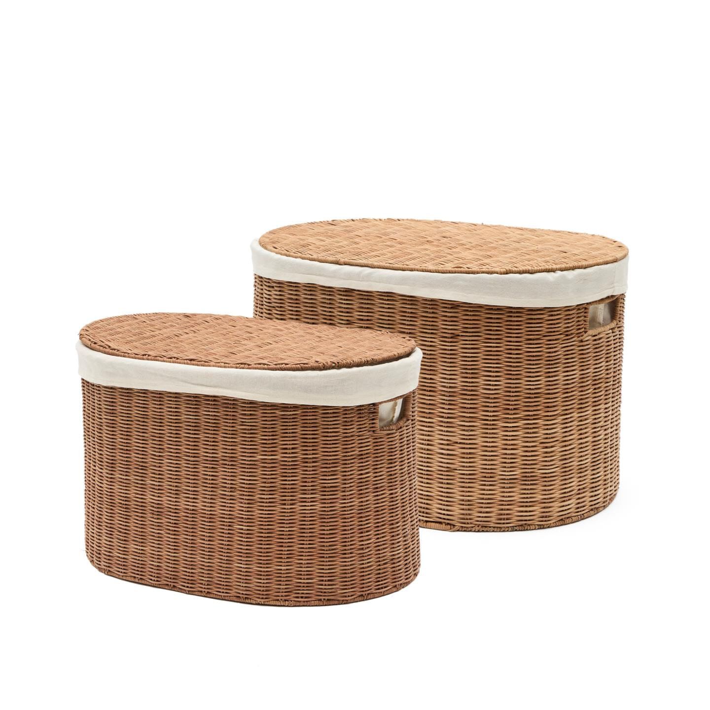 Stijlvolle handgevlochten rotanmanden van Kave Home – Set van 2 (Bruin)