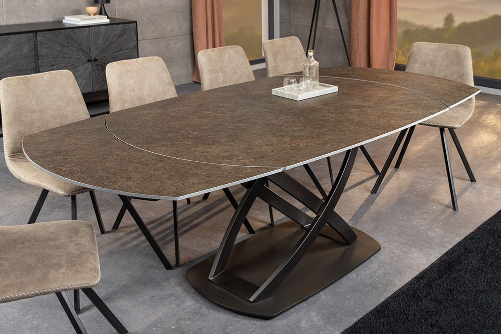 Uitschuifbare eettafel Inception – Roestkleurig ovaal keramiek met brons frame, 130‑190 cm – Invicta Interior