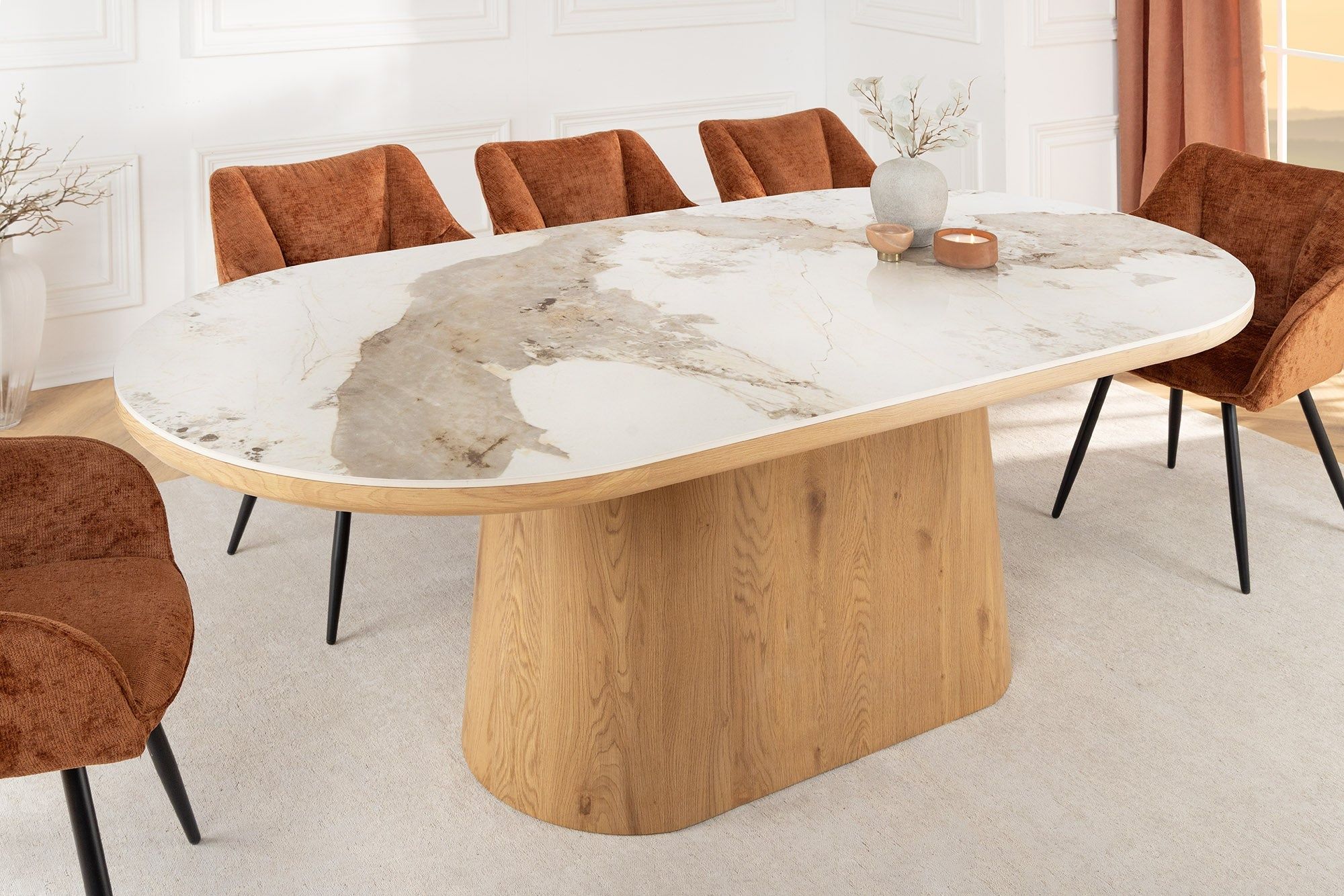 UNIQUE Ovale eettafel 200 cm – wit keramiek met eiken kolomvoet