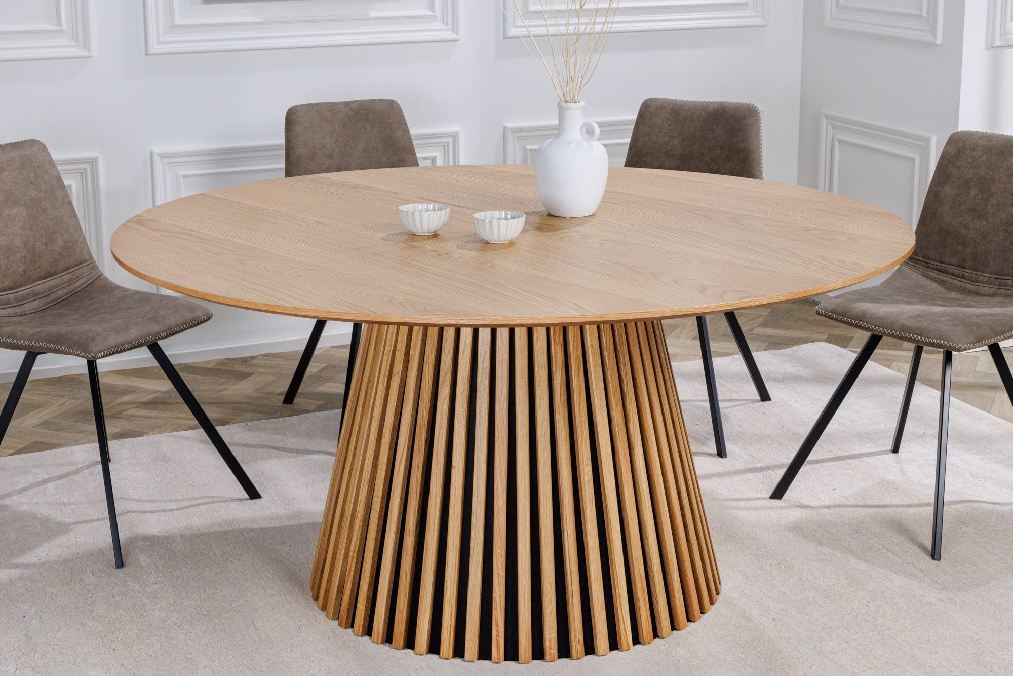 VALHALLA ronde eettafel – 140 cm natuur eiken met kolomvoet