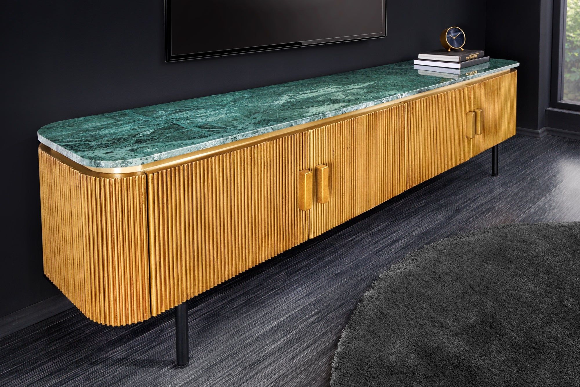 Veneziano TV‑bord 160 cm – Messing, groen marmer & mangohout voor een retro look
